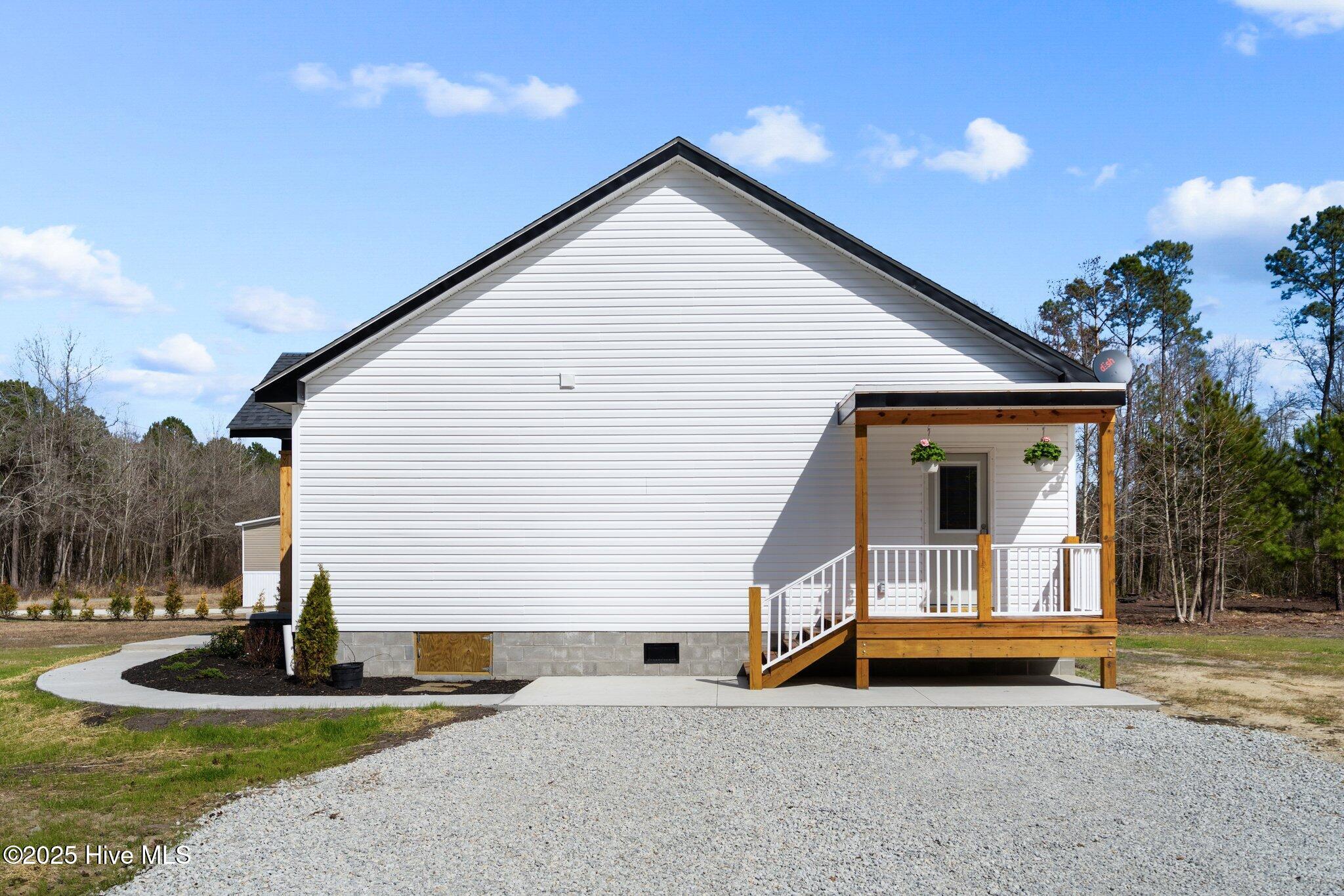 1741 Old Chinquapin Road