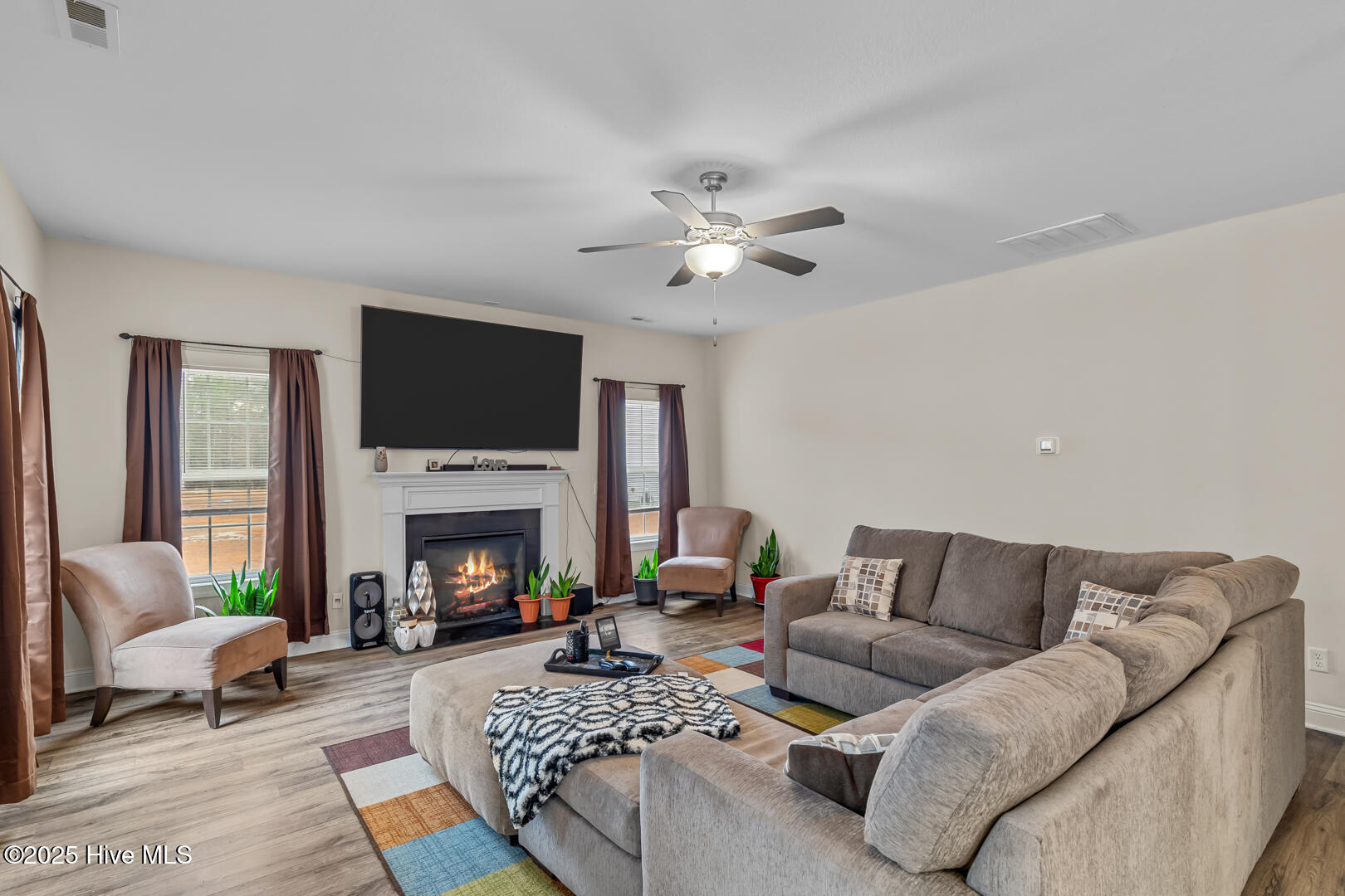 500 Black Pearl Circle