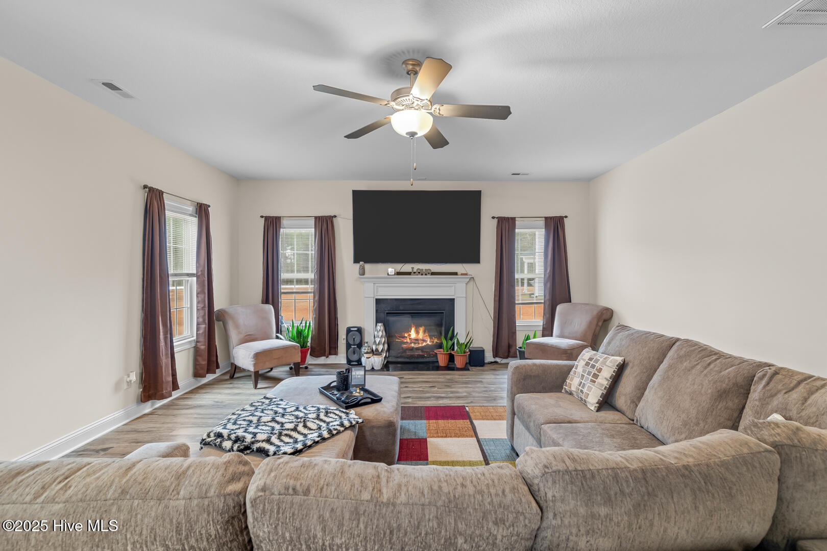 500 Black Pearl Circle