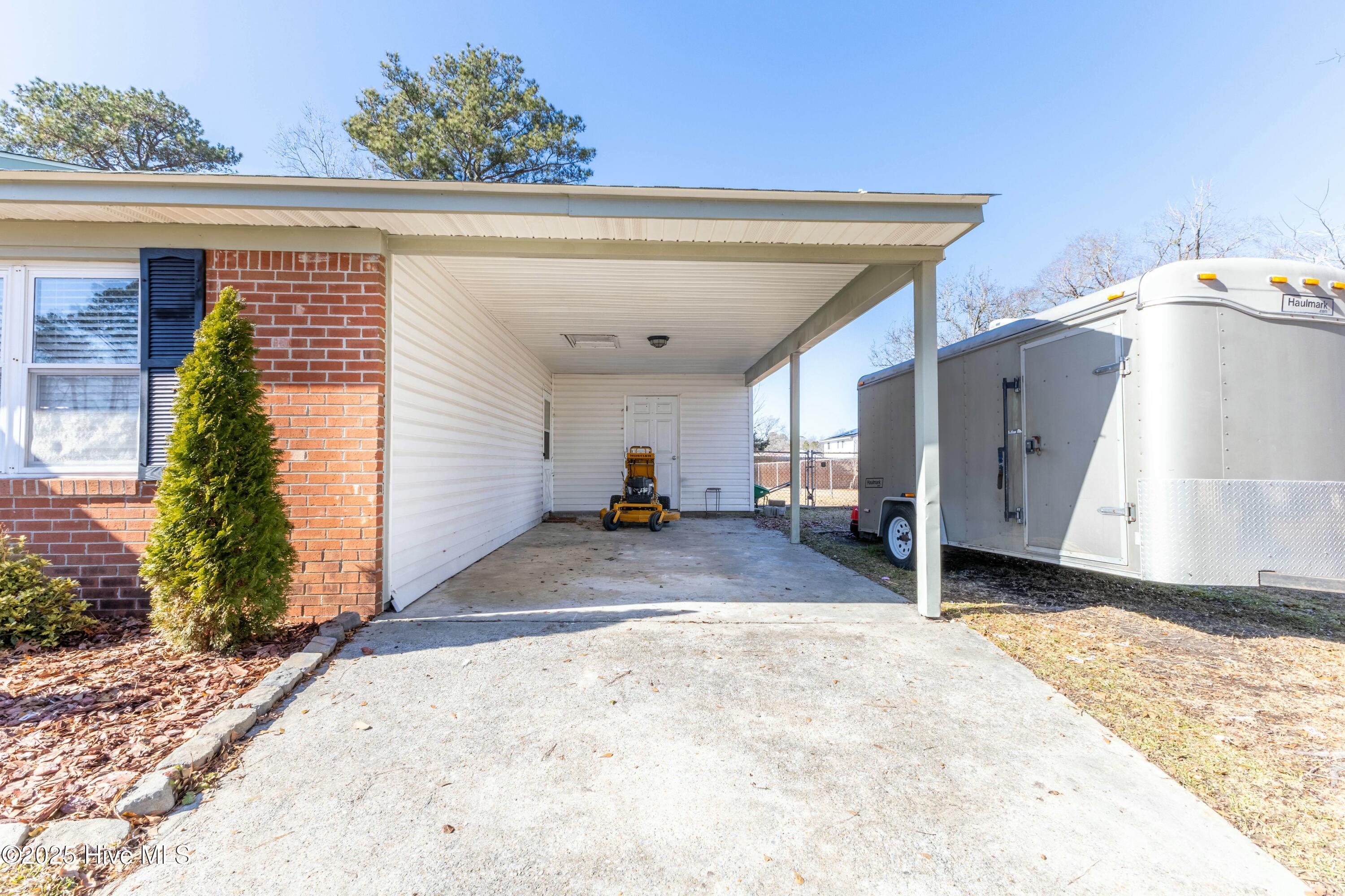 112 White Oak Boulevard