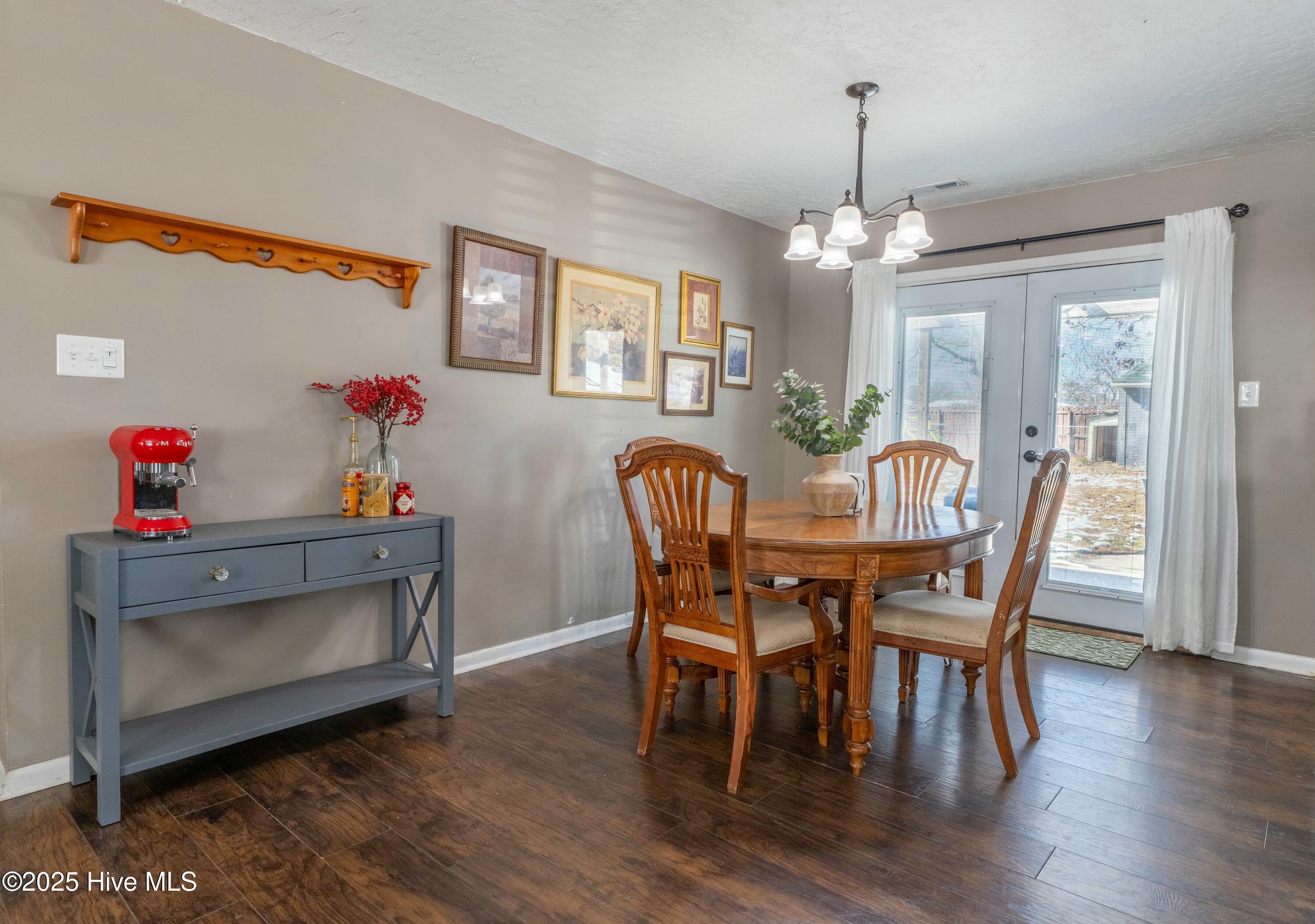 112 White Oak Boulevard