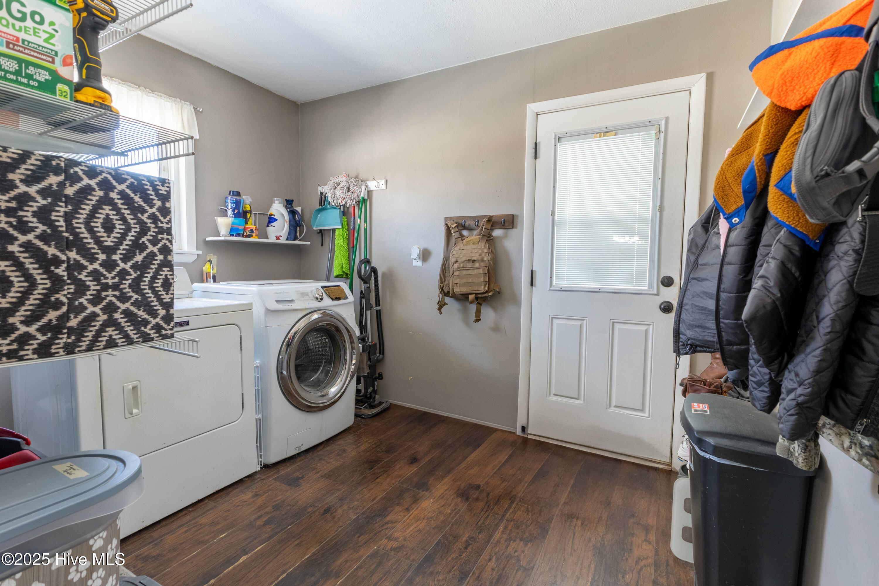 112 White Oak Boulevard