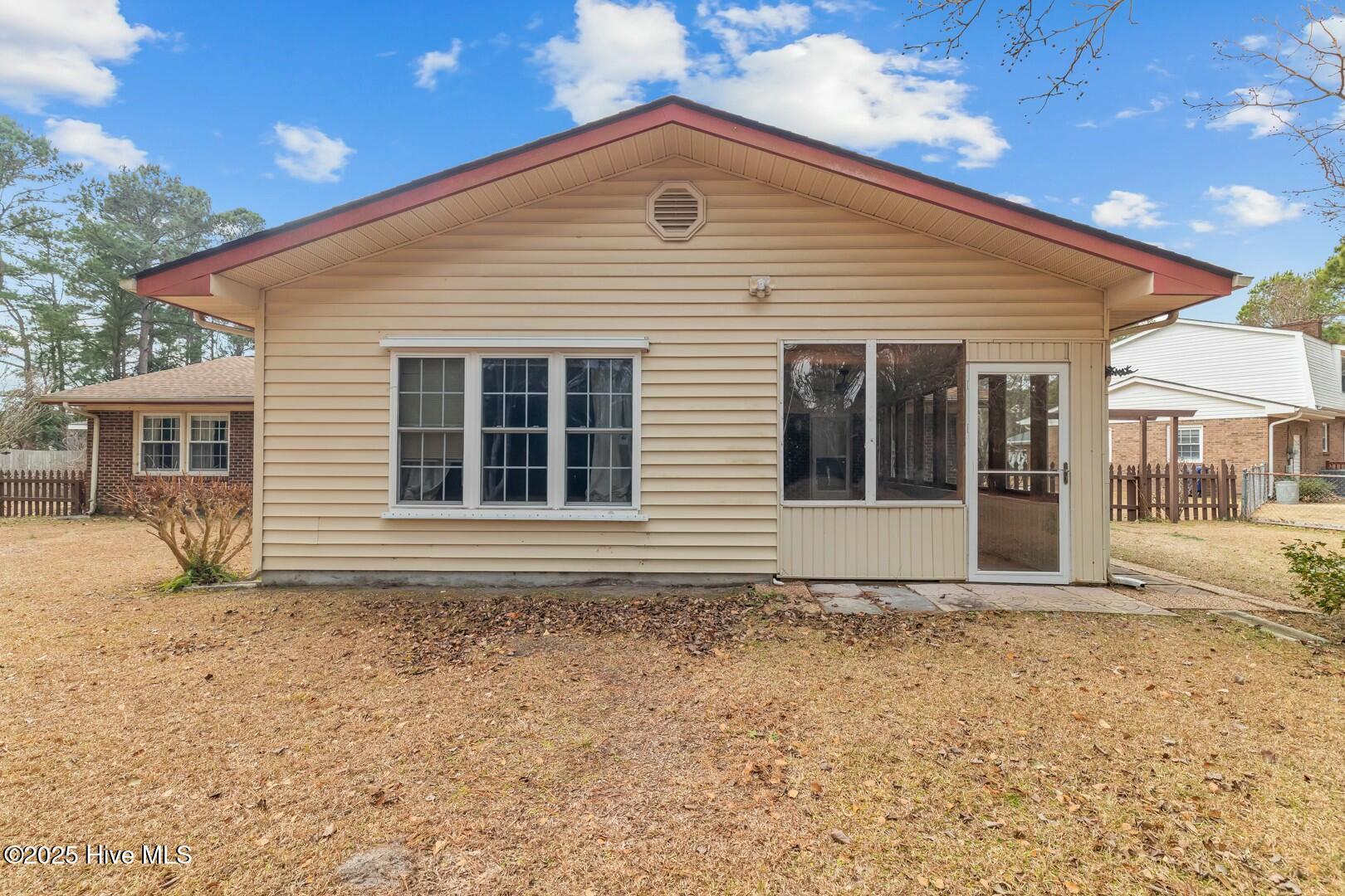 117 Meadowview Court