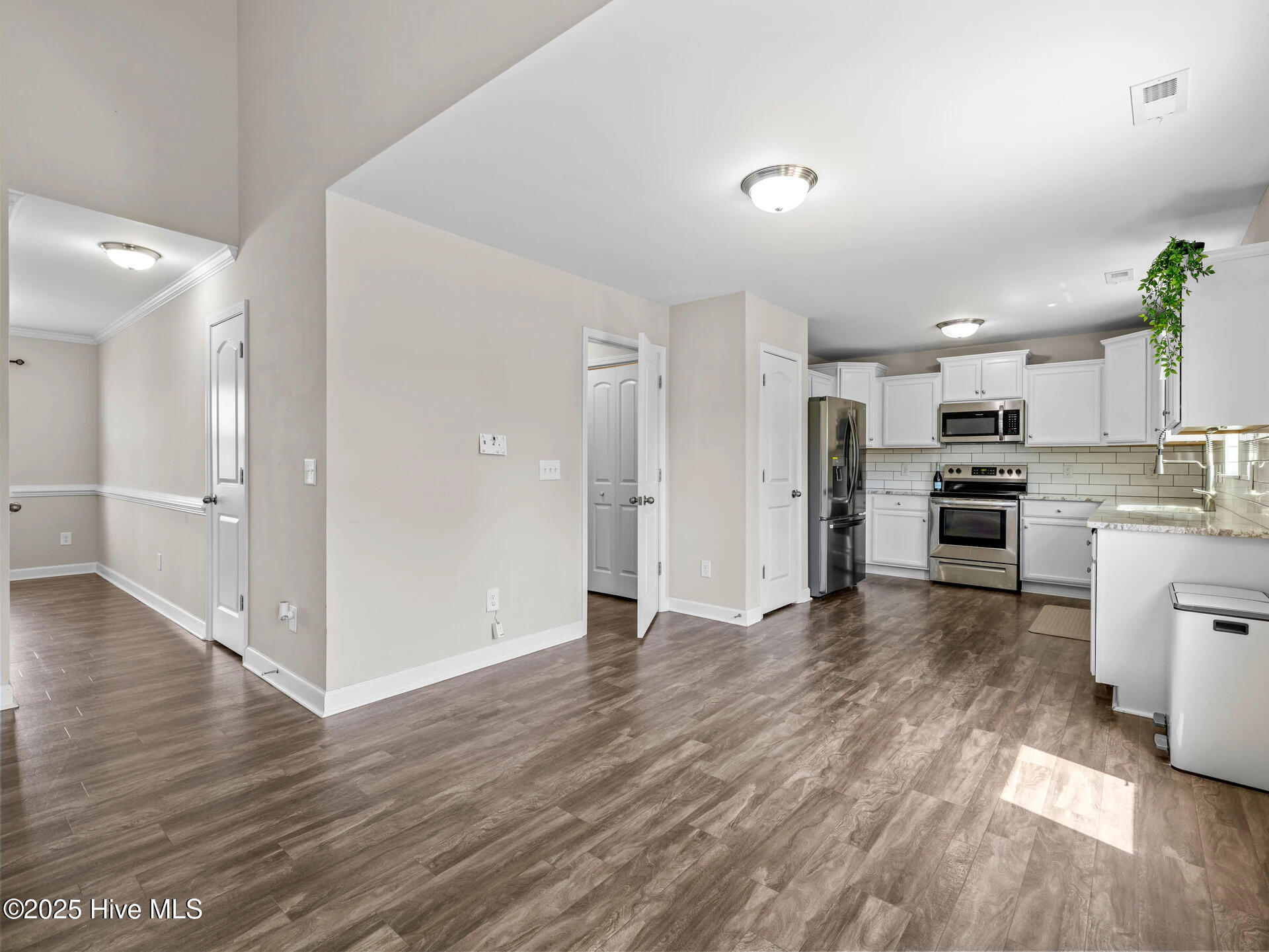 306 White Dove Drive