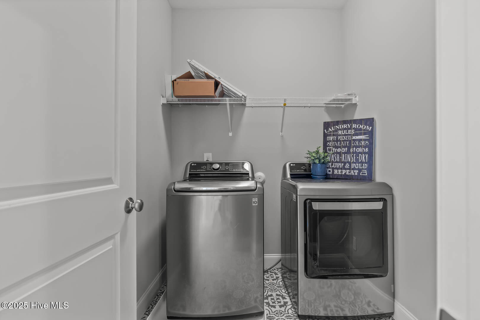 8 S Night Watch Drive