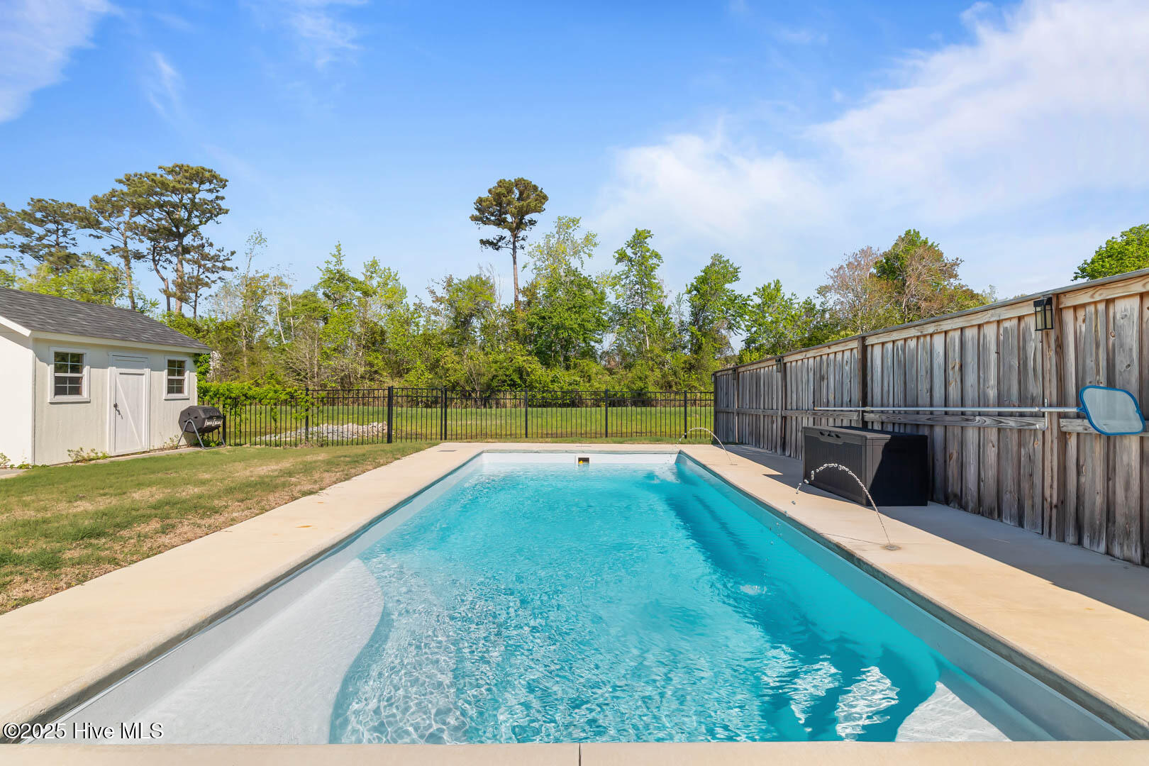 8 S Night Watch Drive