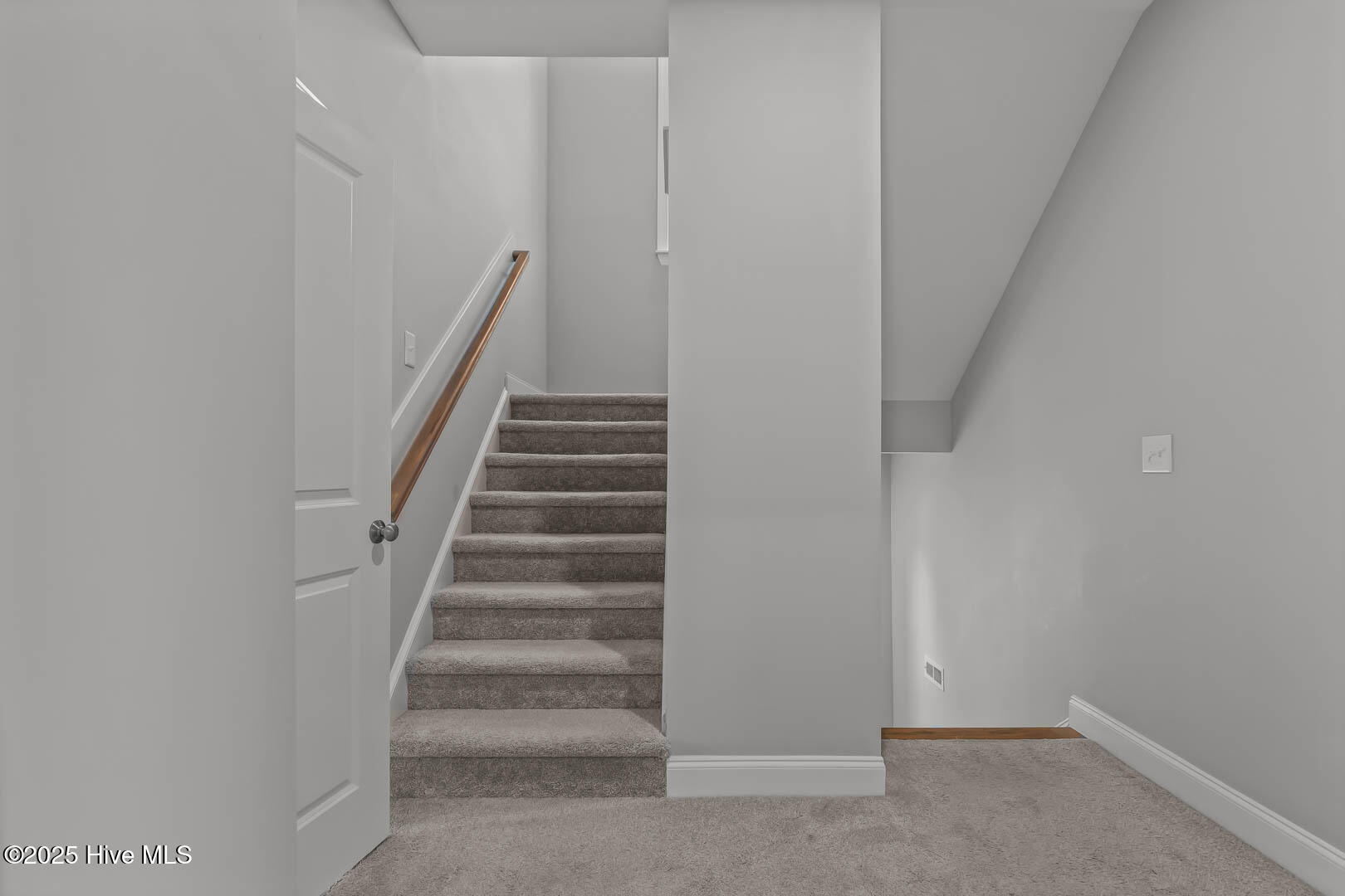 8 S Night Watch Drive