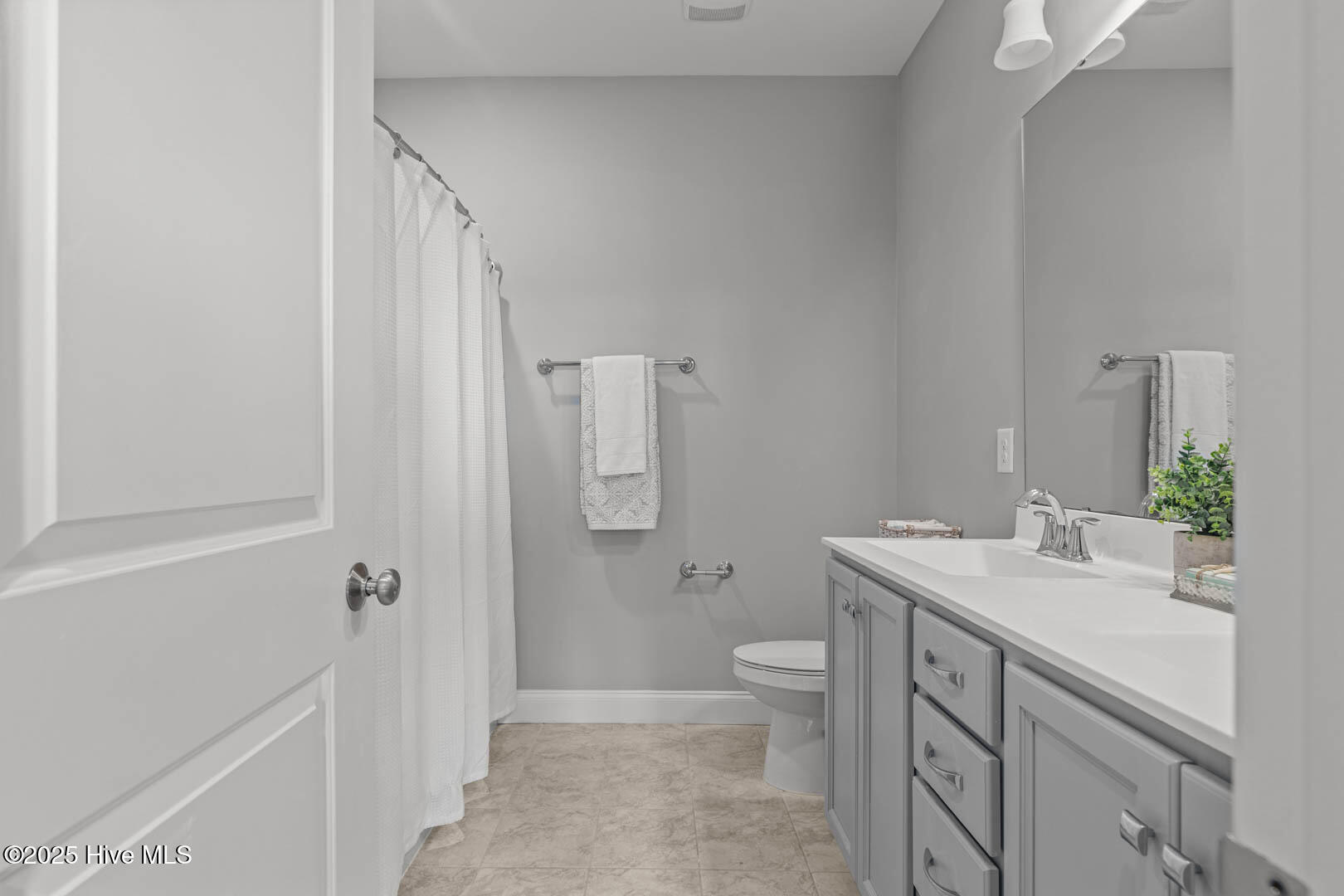 8 S Night Watch Drive