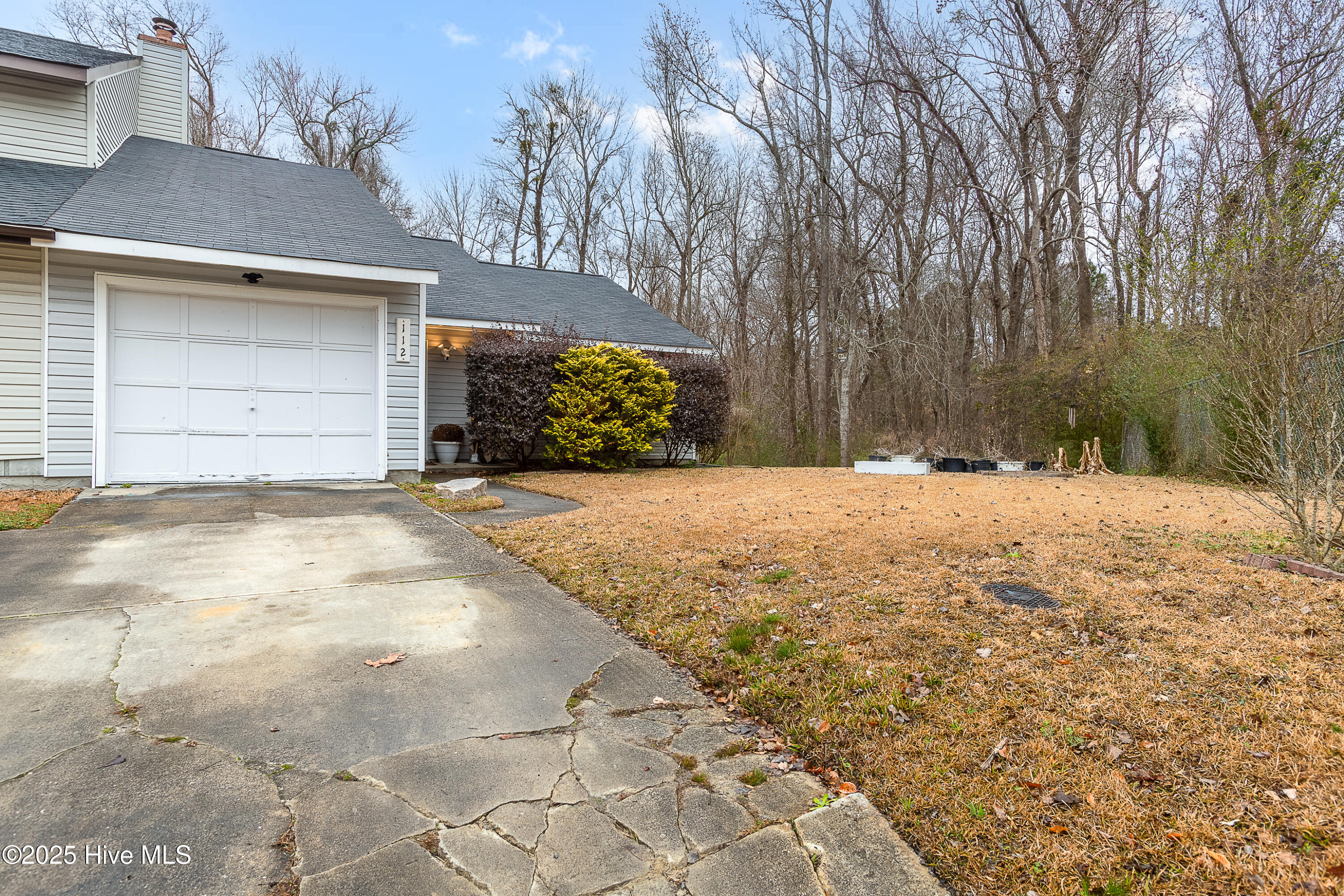 112 N Onsville Place