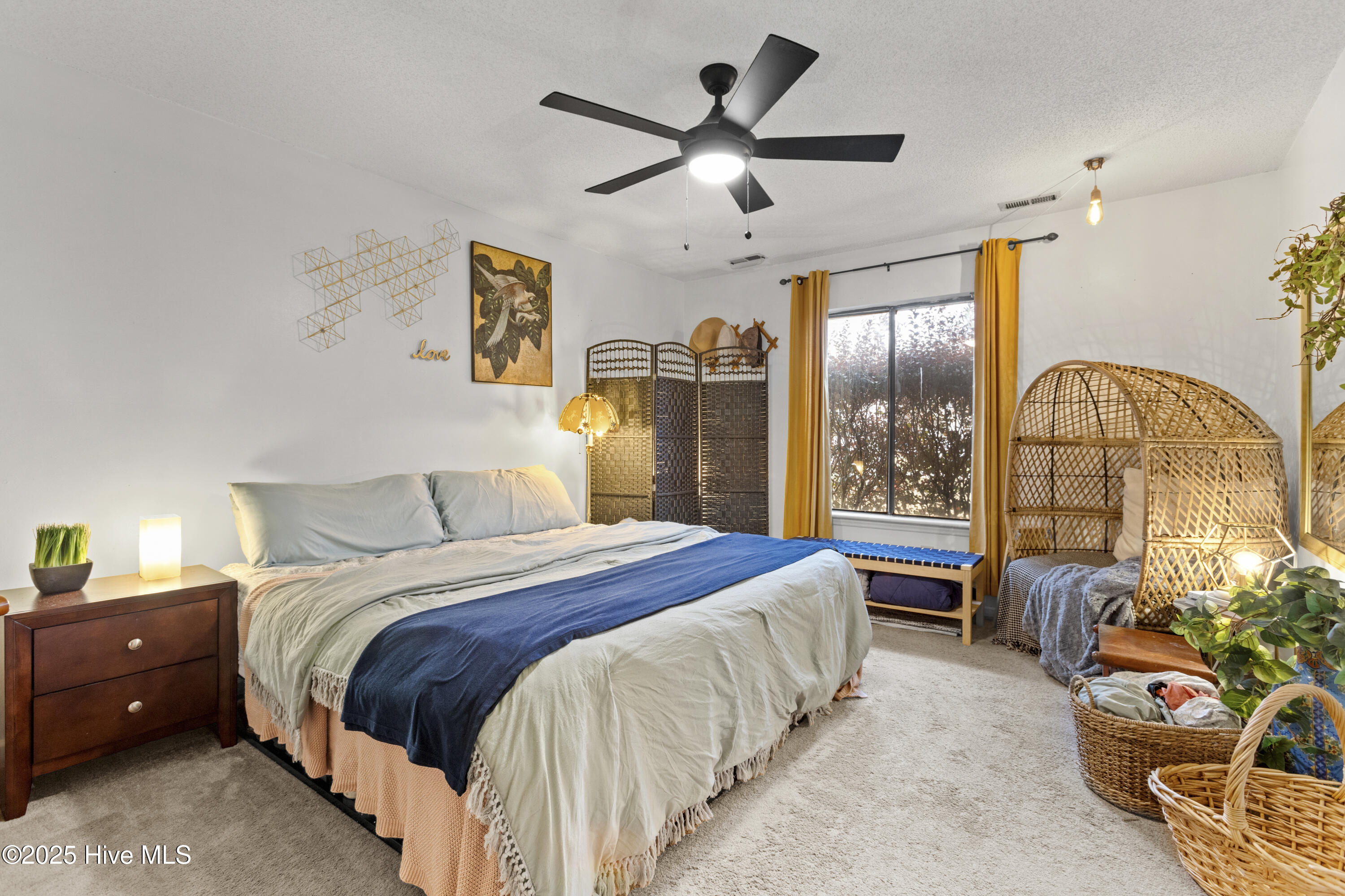 112 N Onsville Place