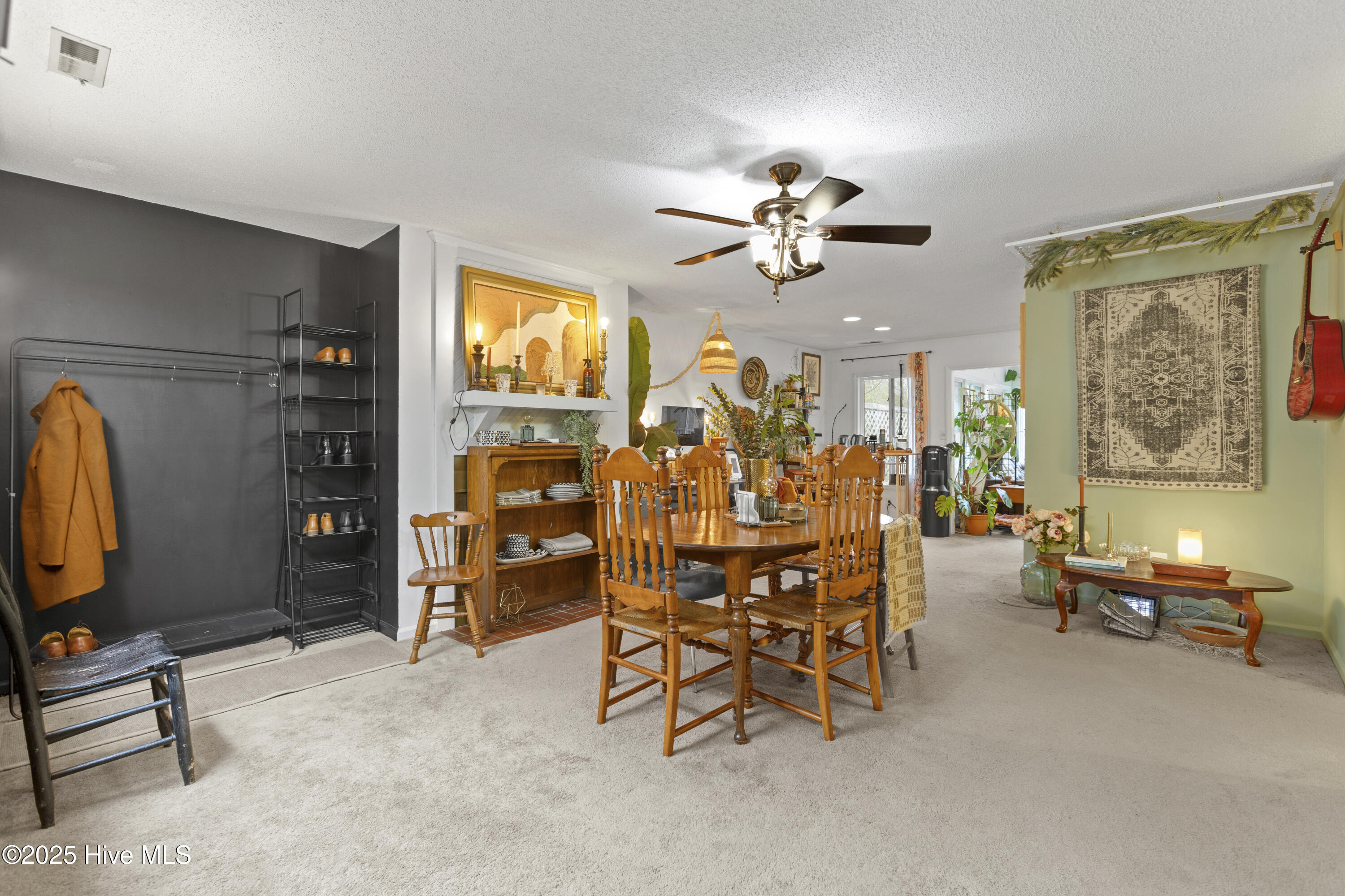 112 N Onsville Place