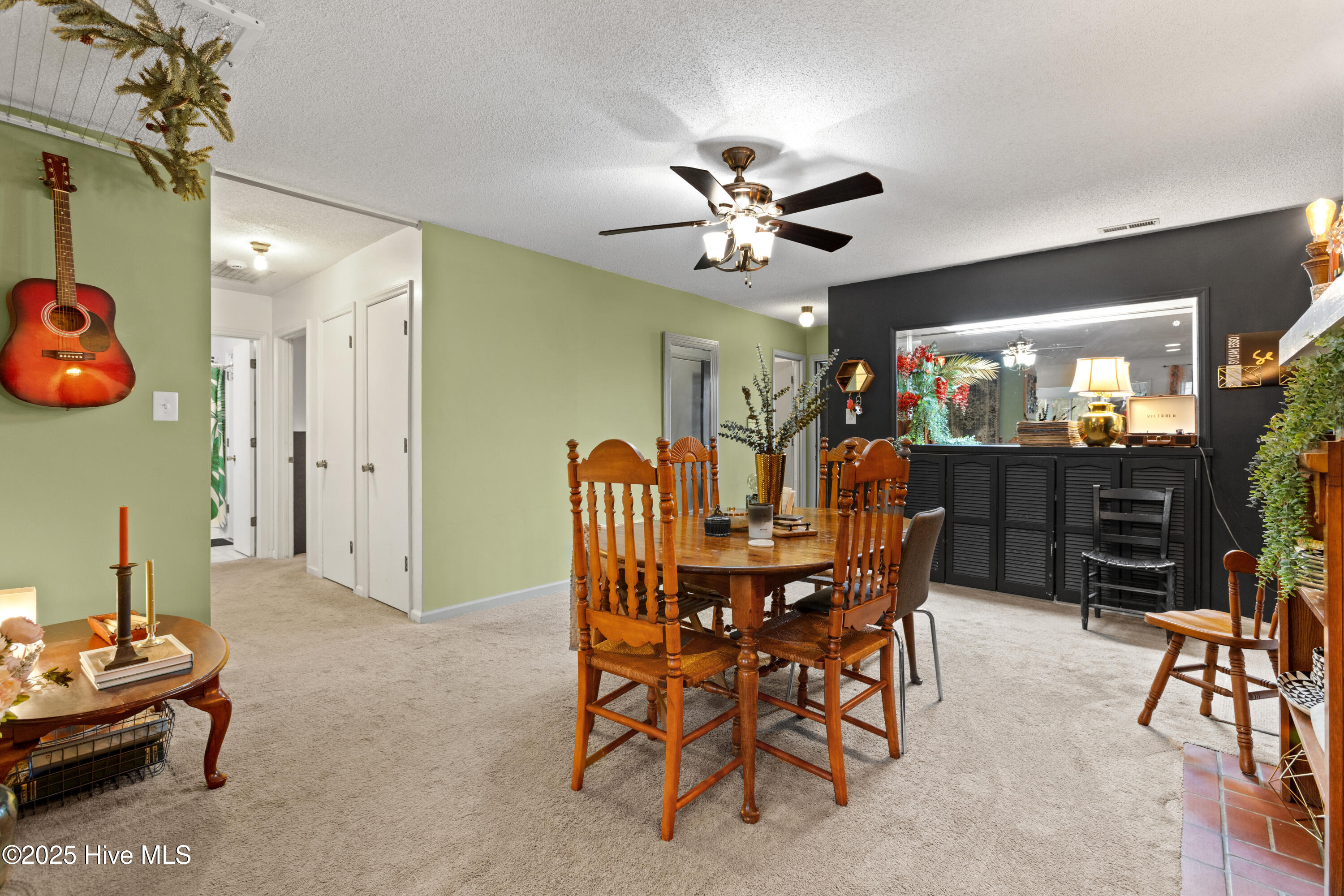 112 N Onsville Place