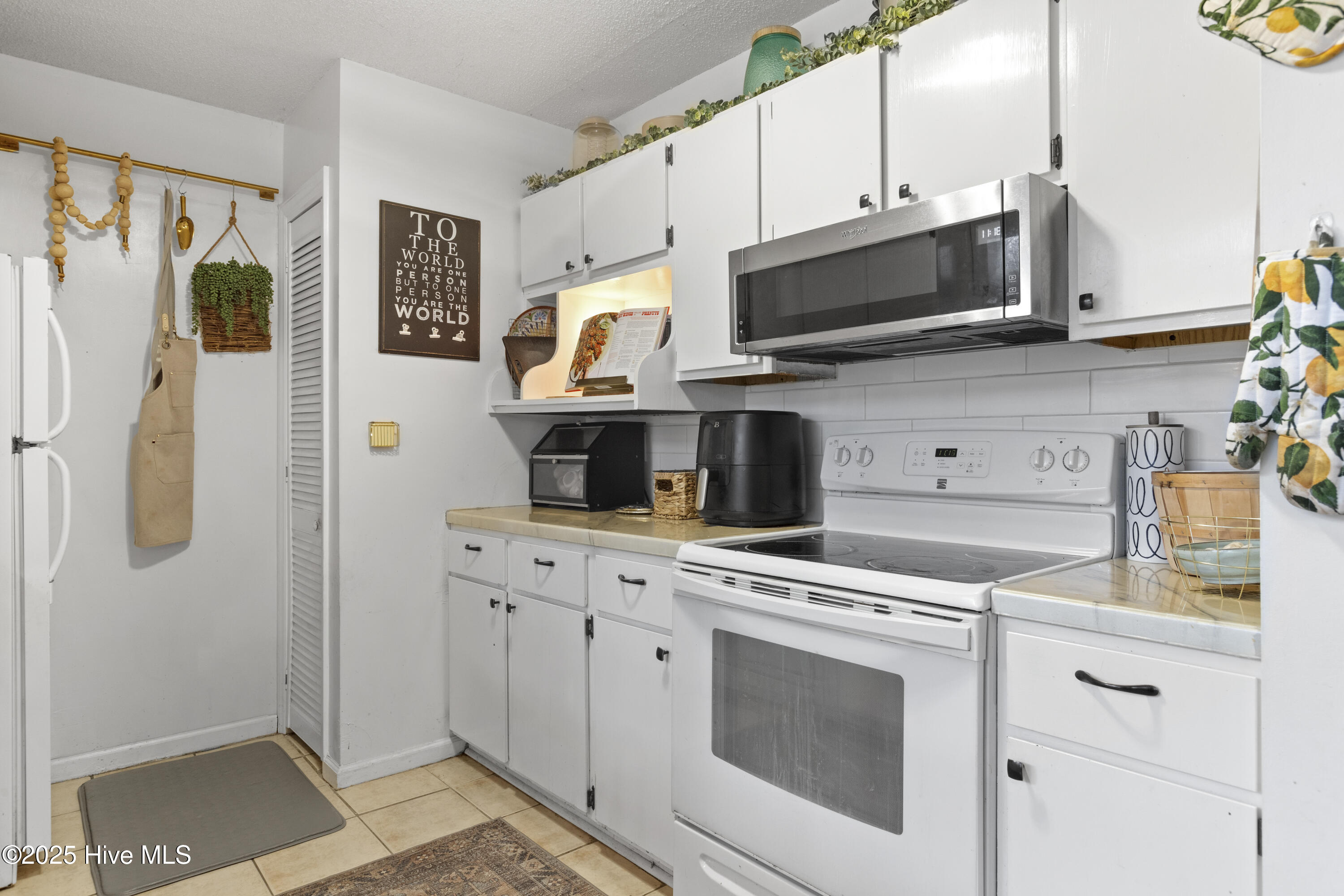 112 N Onsville Place