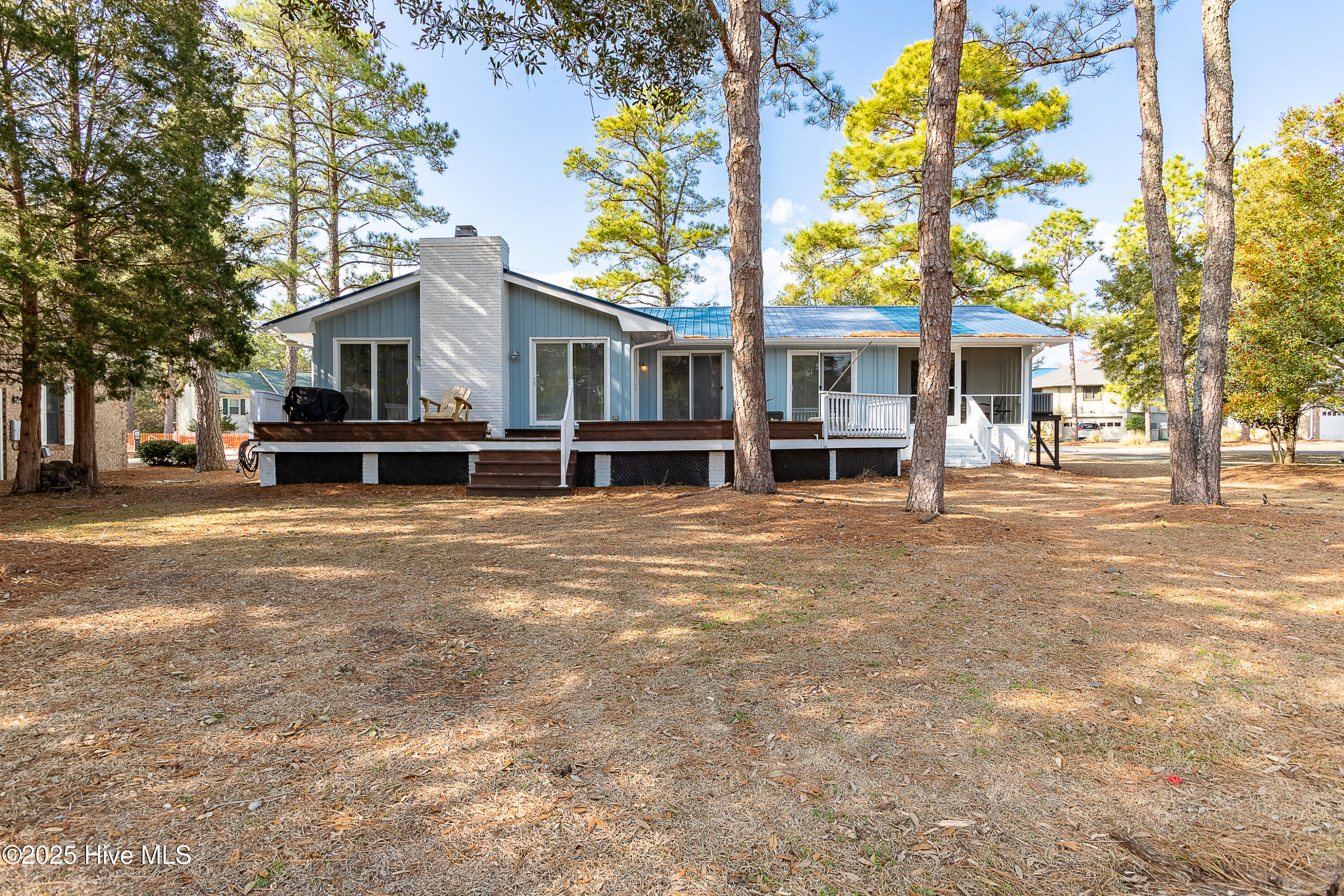 5724 Gondolier Drive