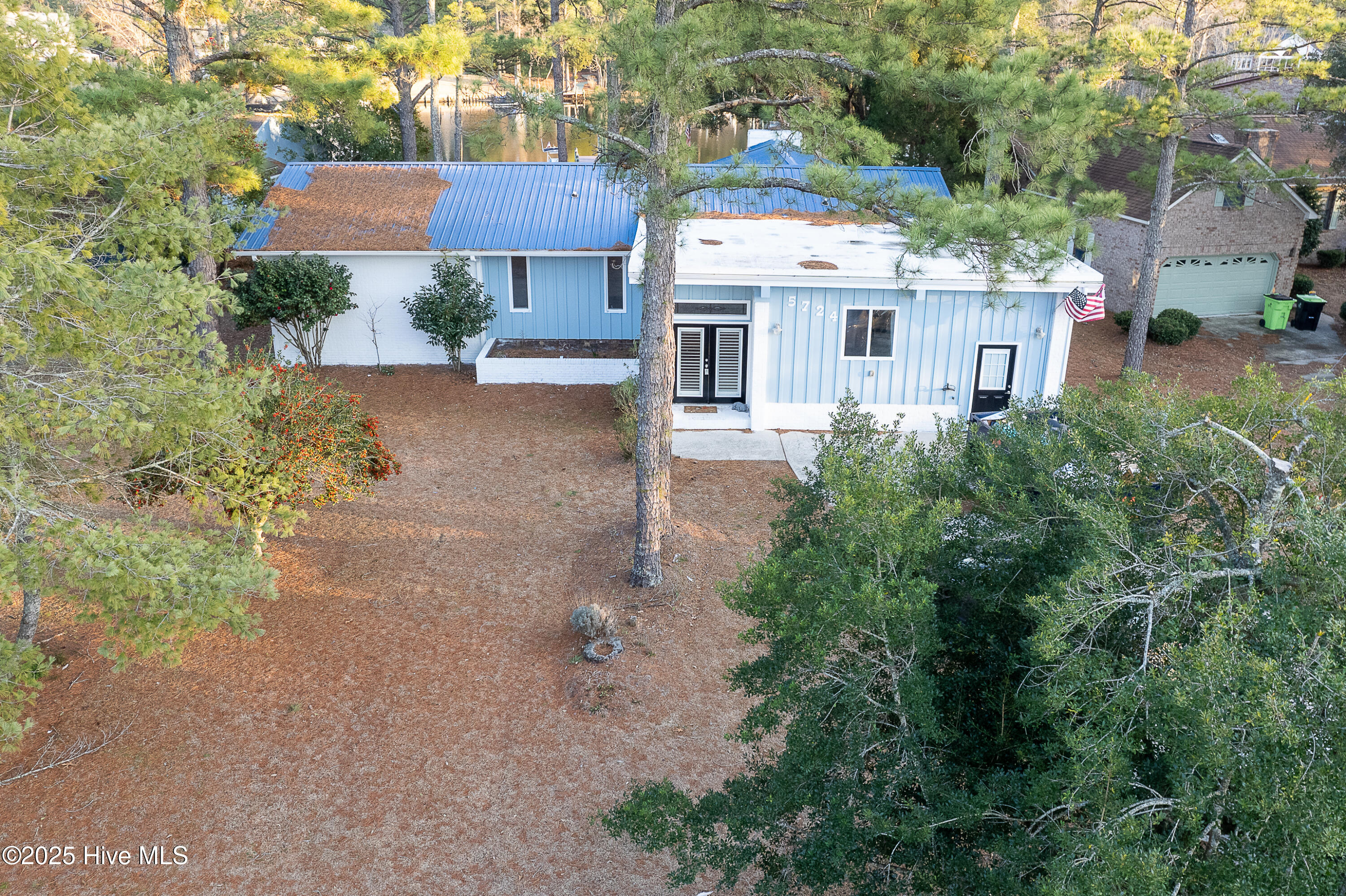 5724 Gondolier Drive
