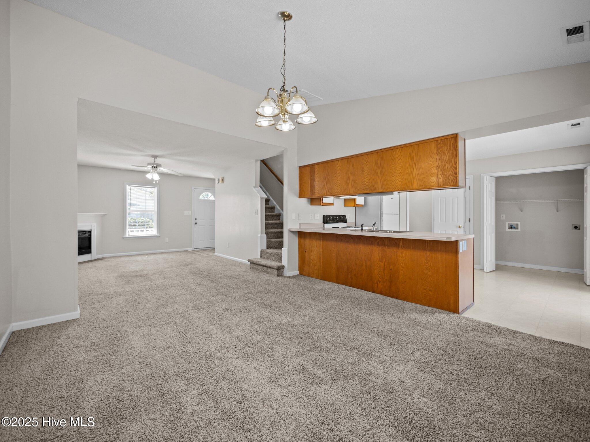 348 Winners Circle N