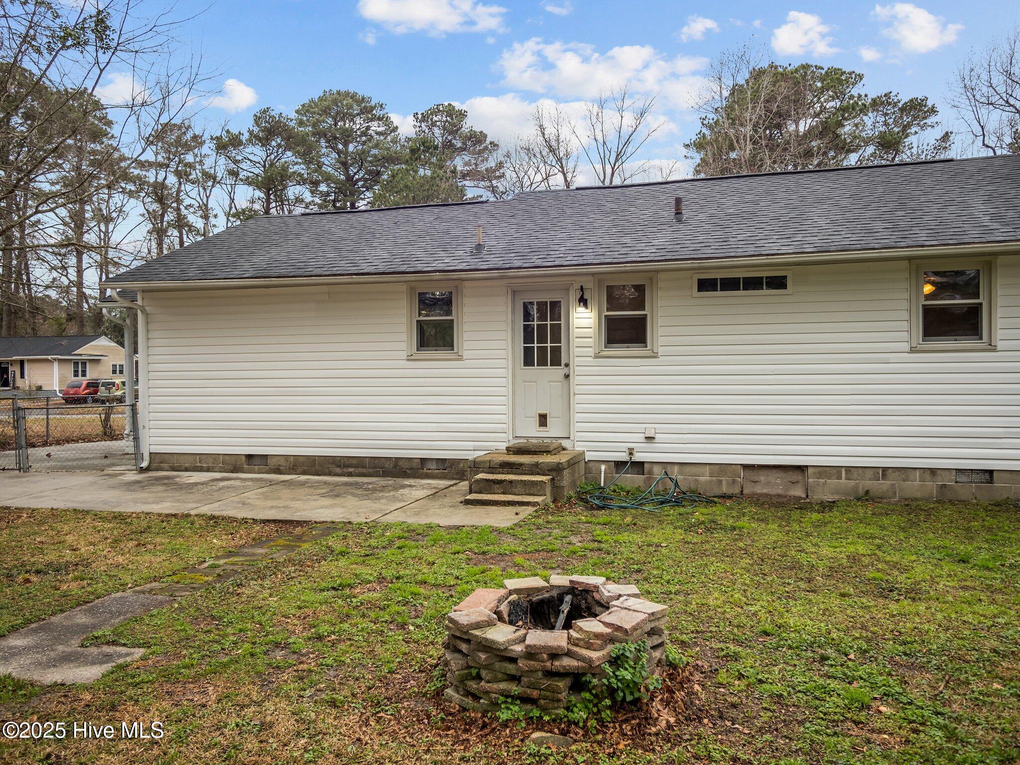 514 Oak Lane