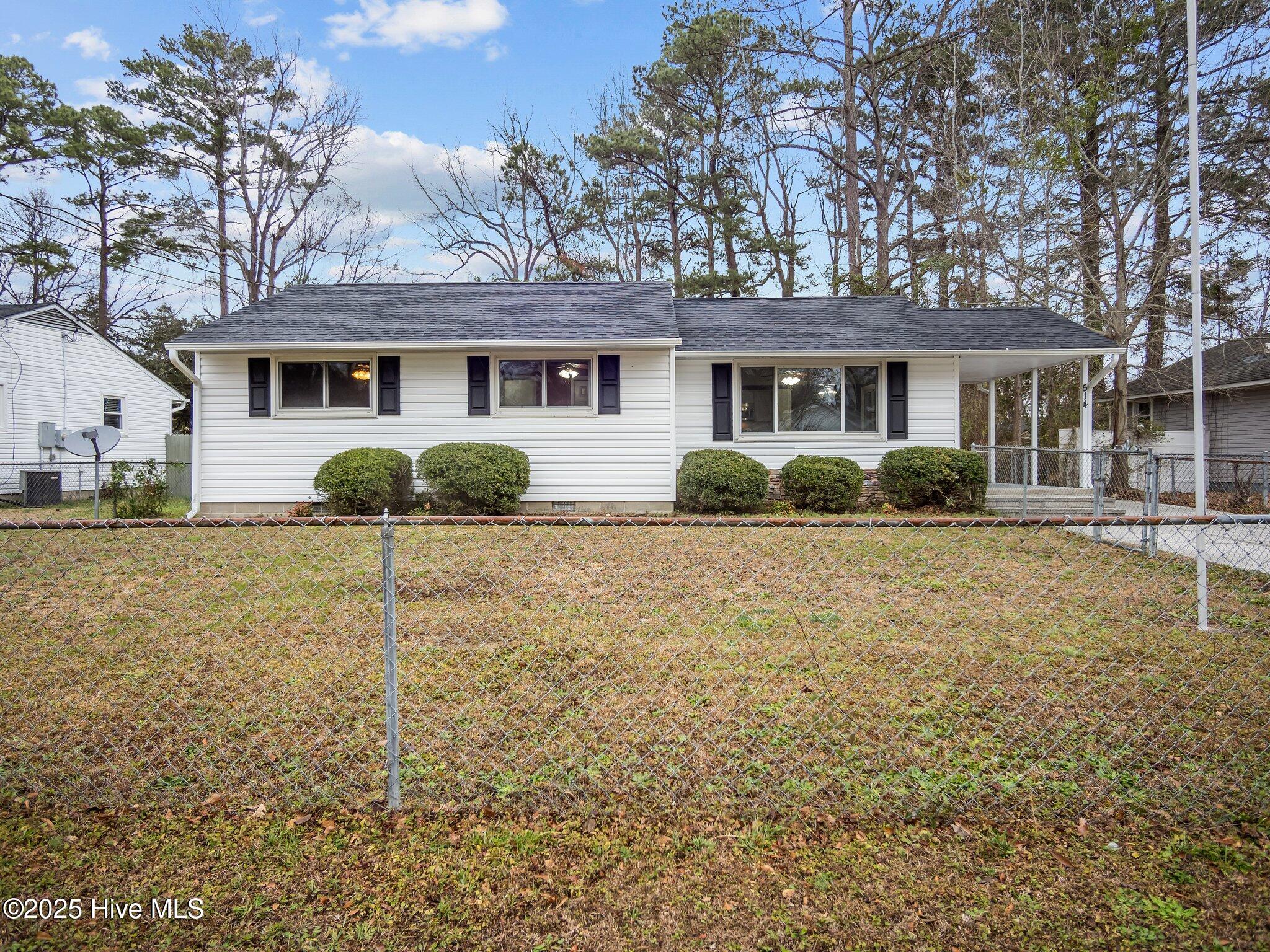 514 Oak Lane