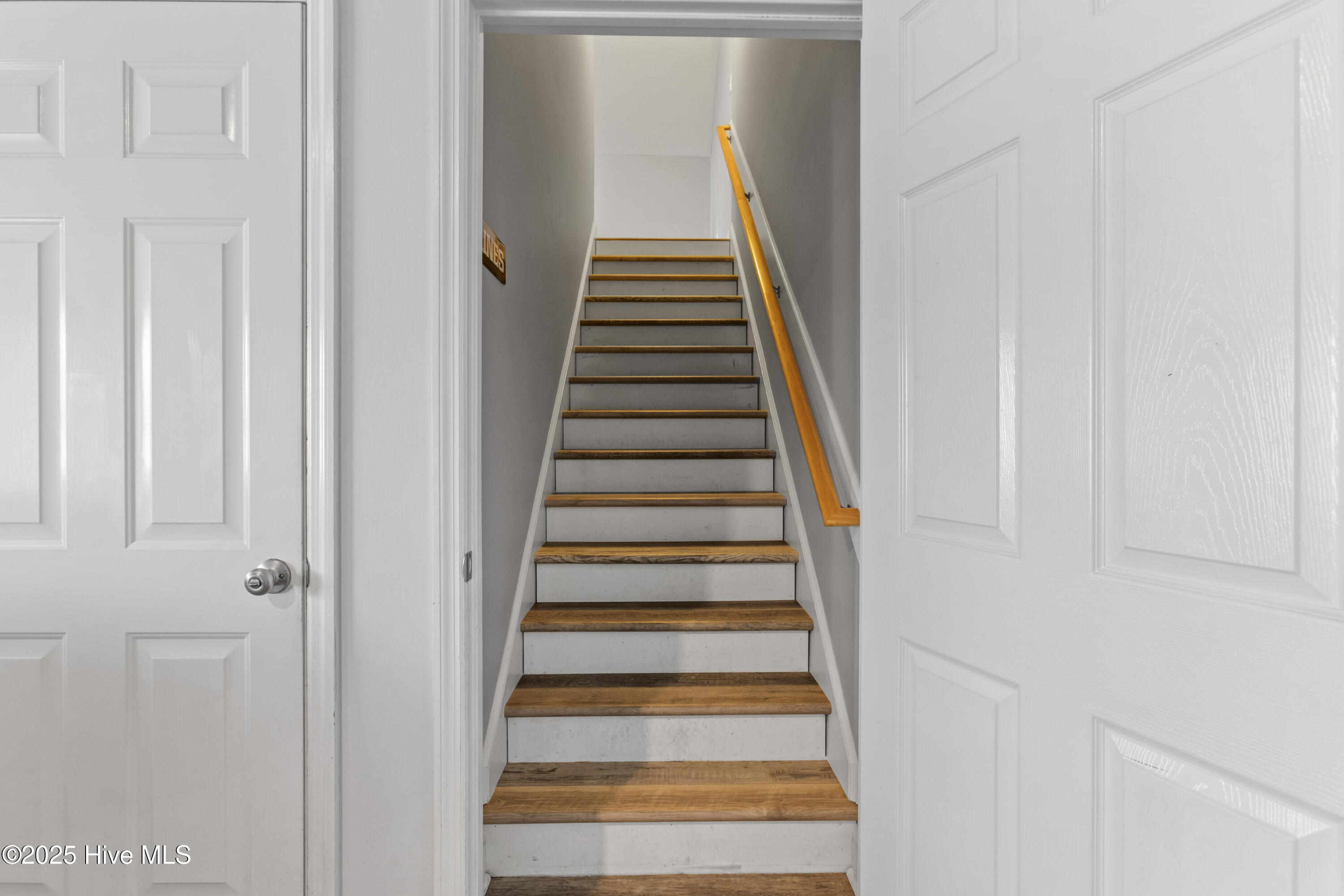 2913 Judge Manly Drive