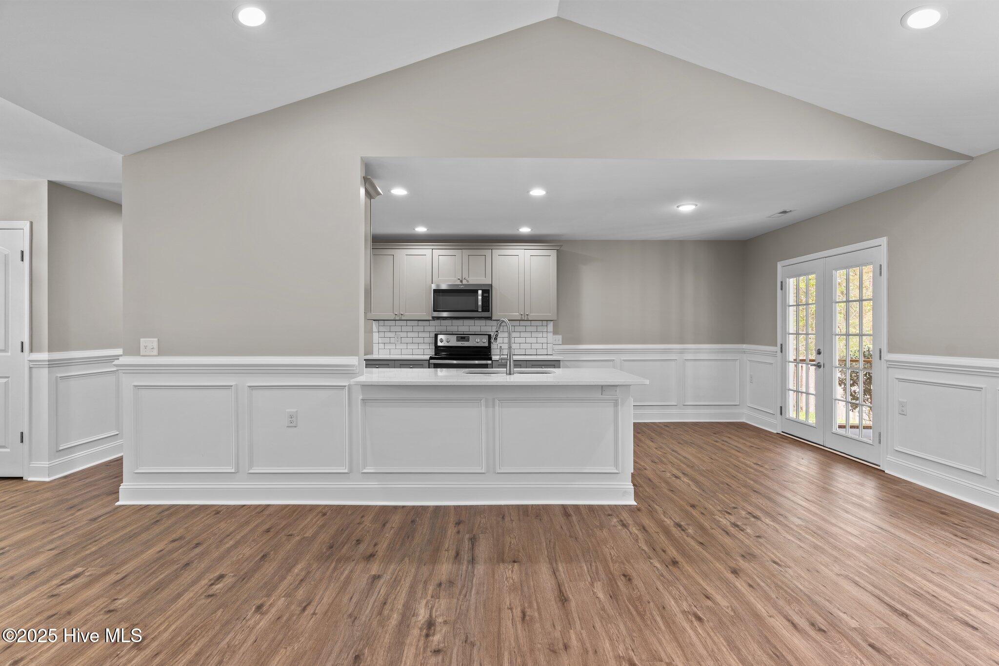 112 Stoney Creek Lane