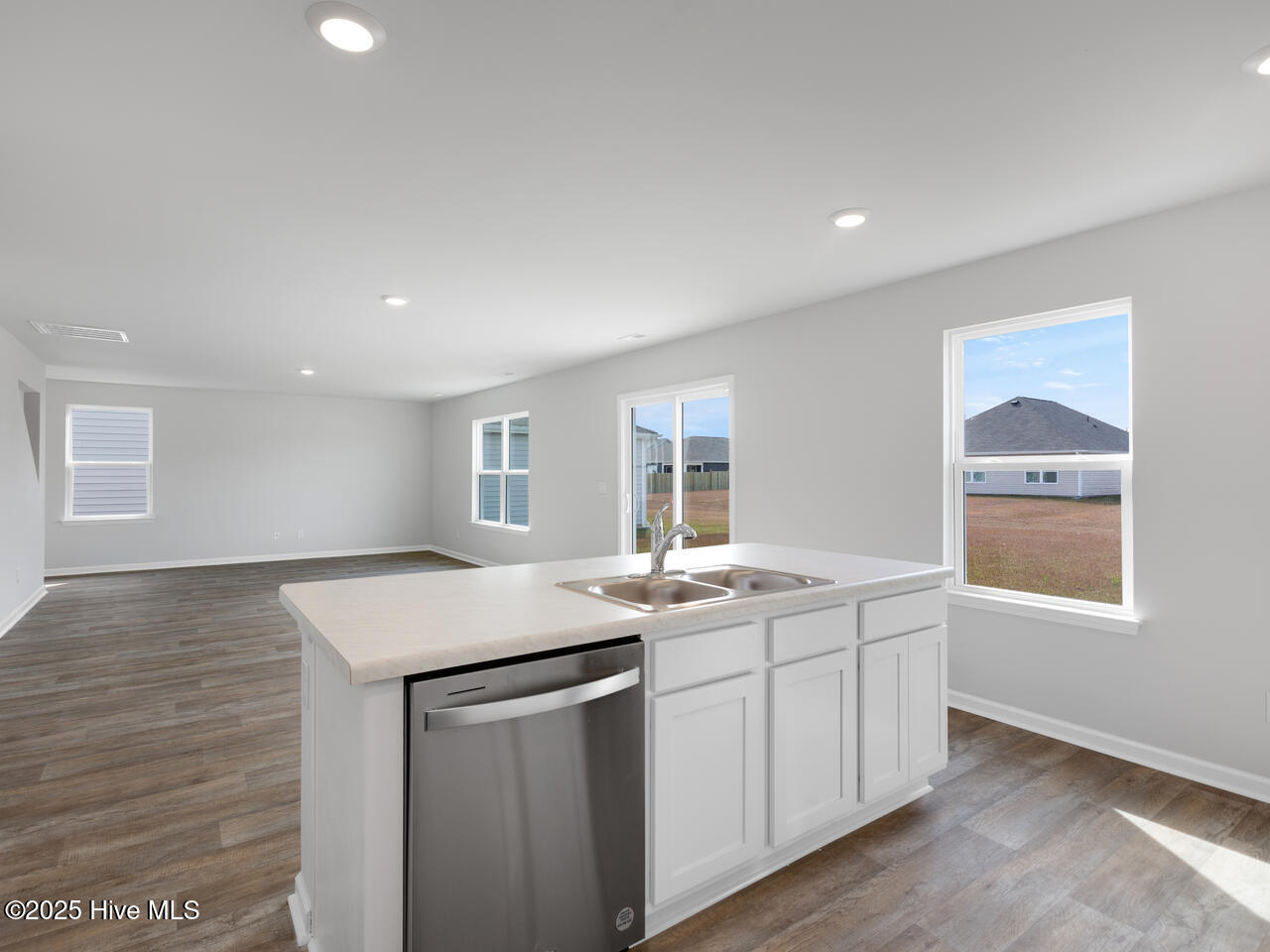 120 Stella Bluffs Drive Unit: Lot 06