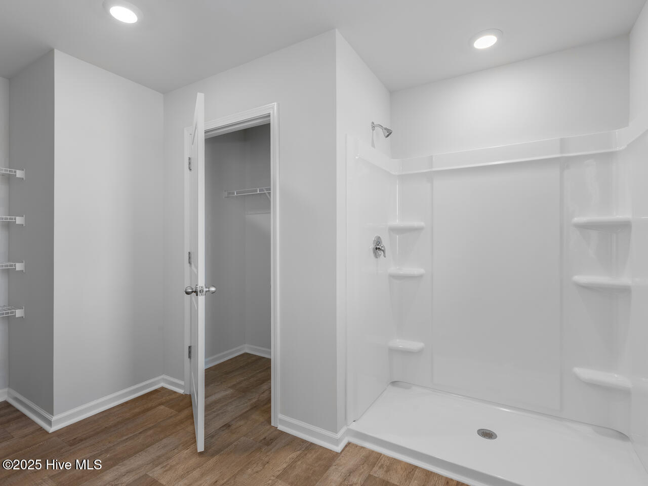 120 Stella Bluffs Drive Unit: Lot 06