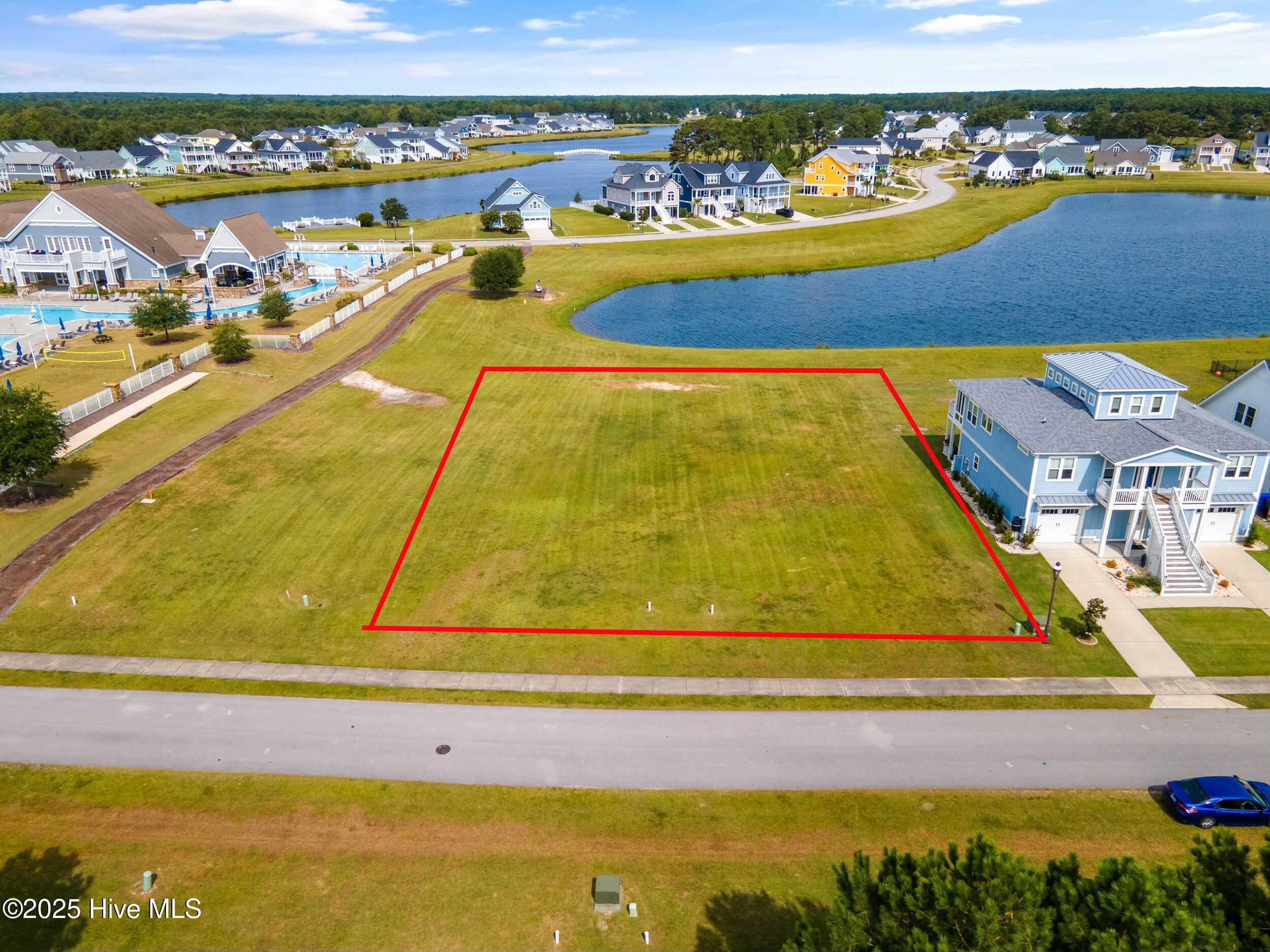 325 810R Spicer Lake Drive