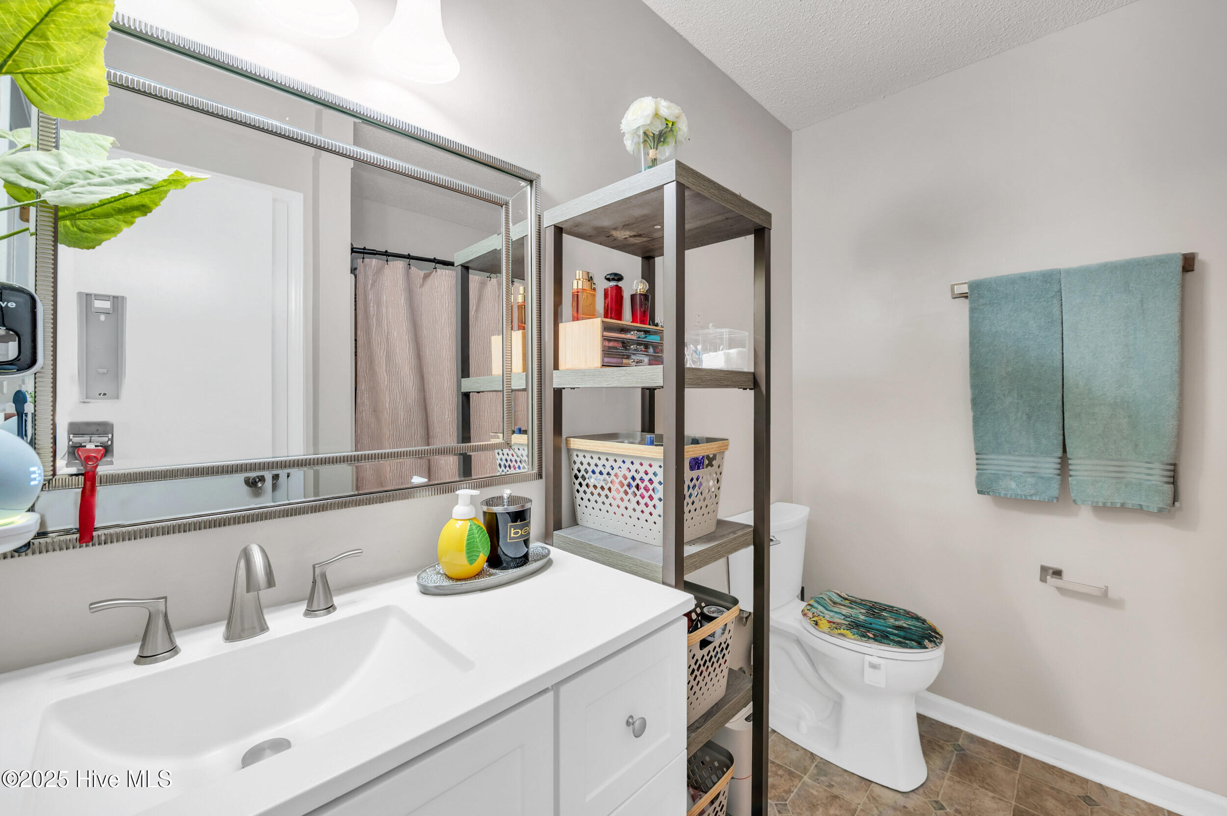 2455 Saddleridge Drive