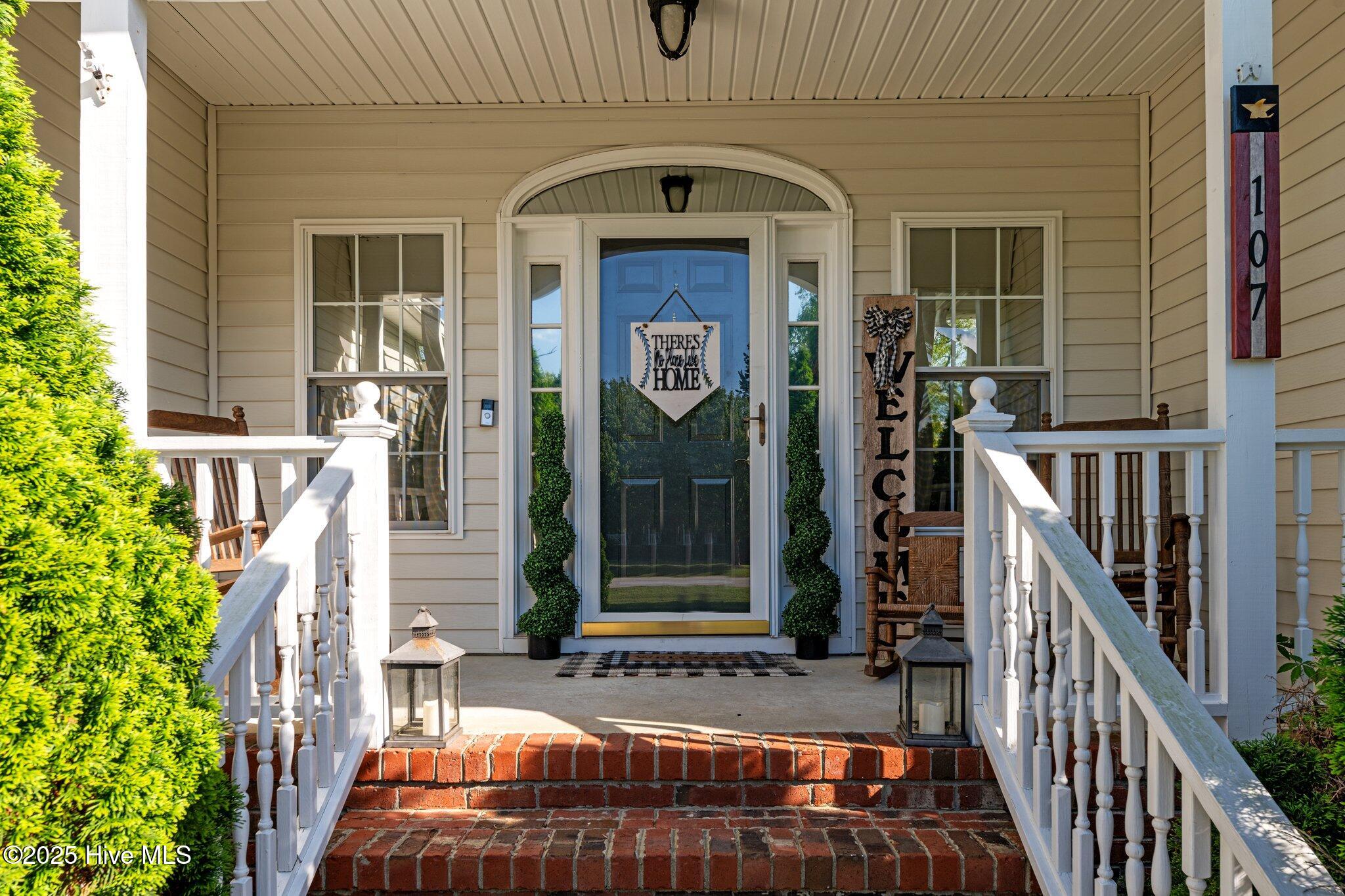 107 River Bluffs Drive