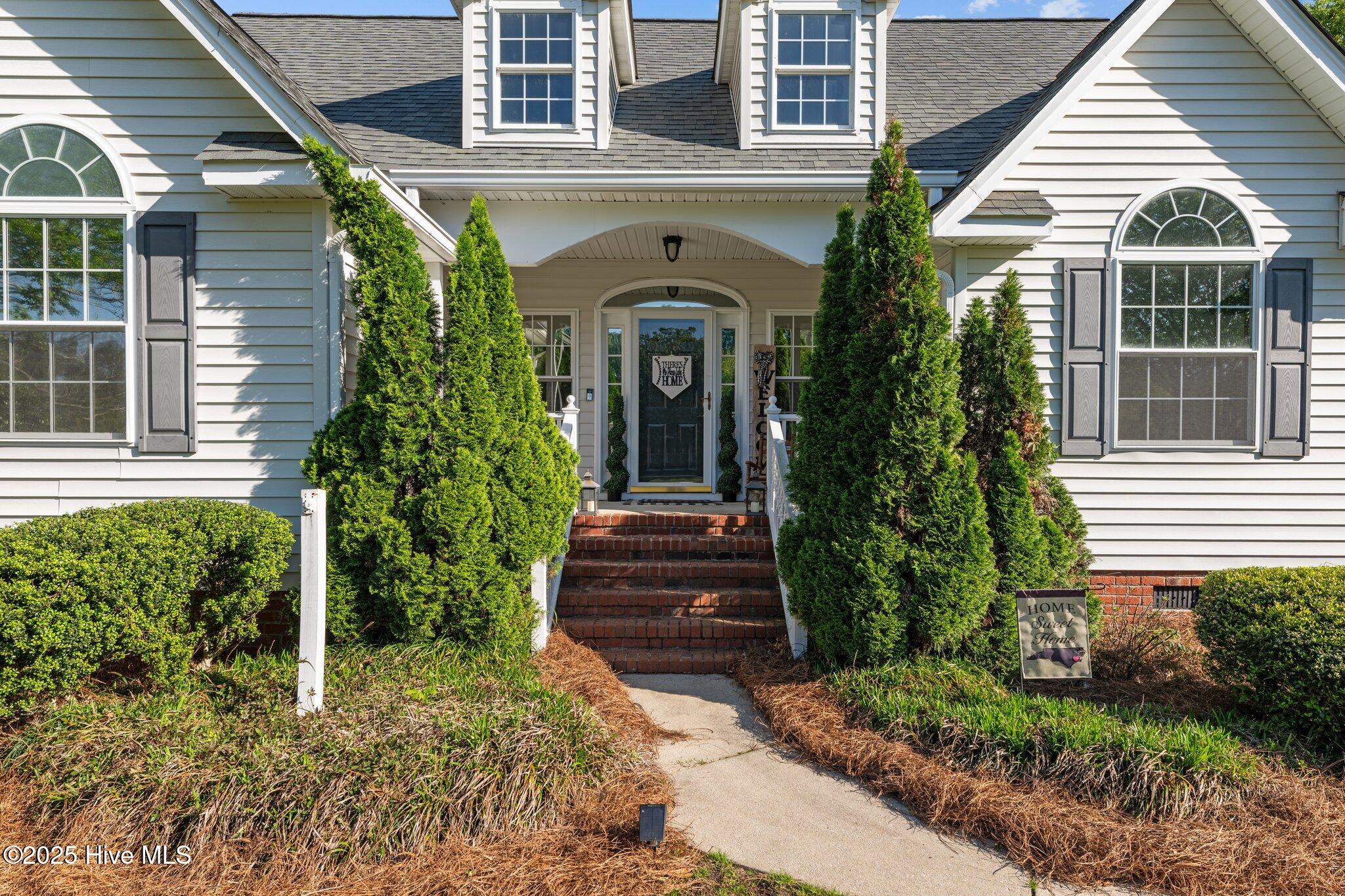 107 River Bluffs Drive