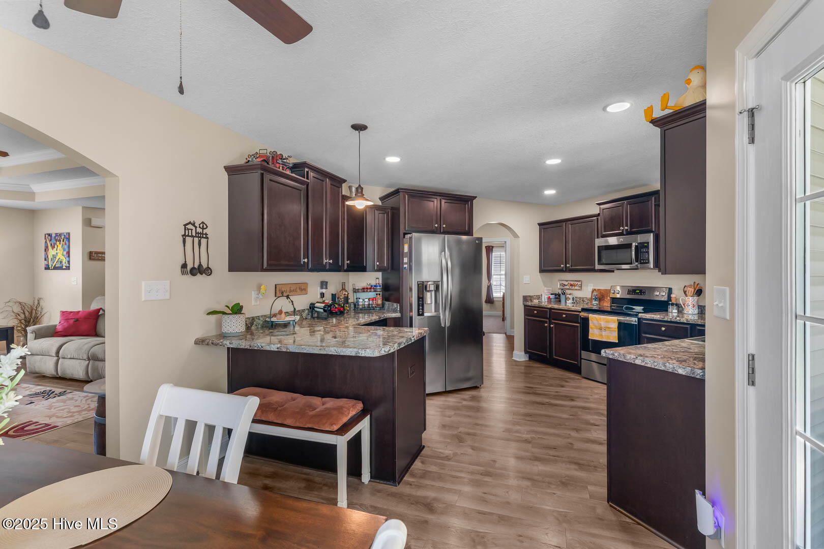 122 S South Sea Street