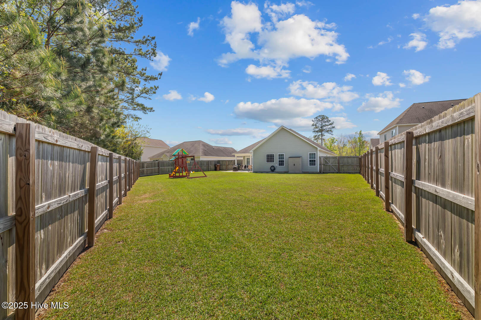 122 S South Sea Street