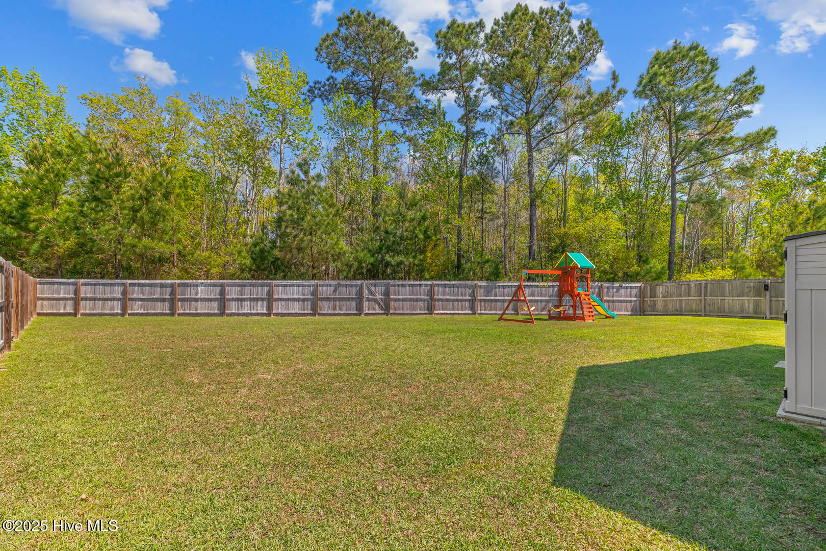 122 S South Sea Street