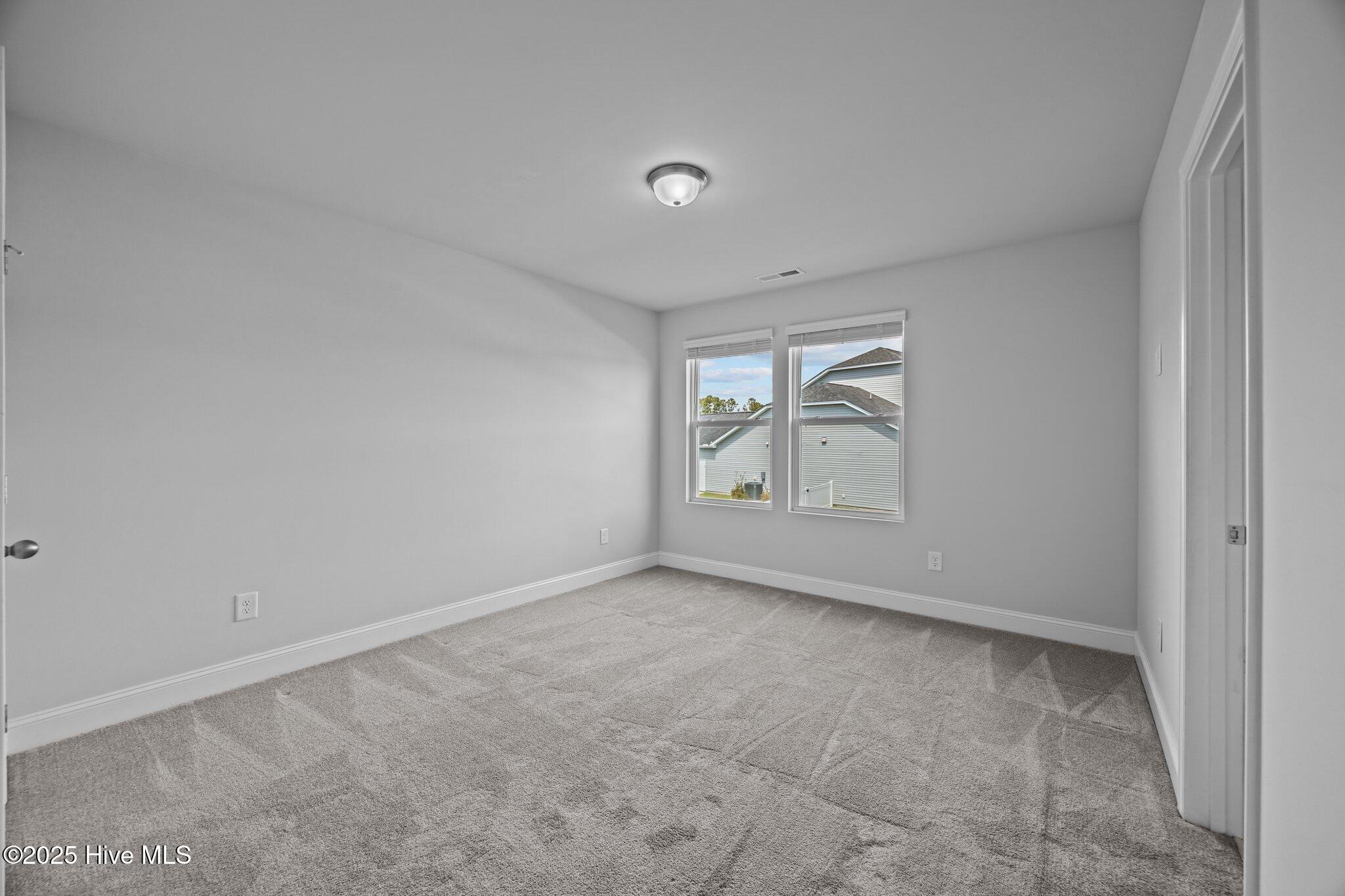 260 E Red Head Circle