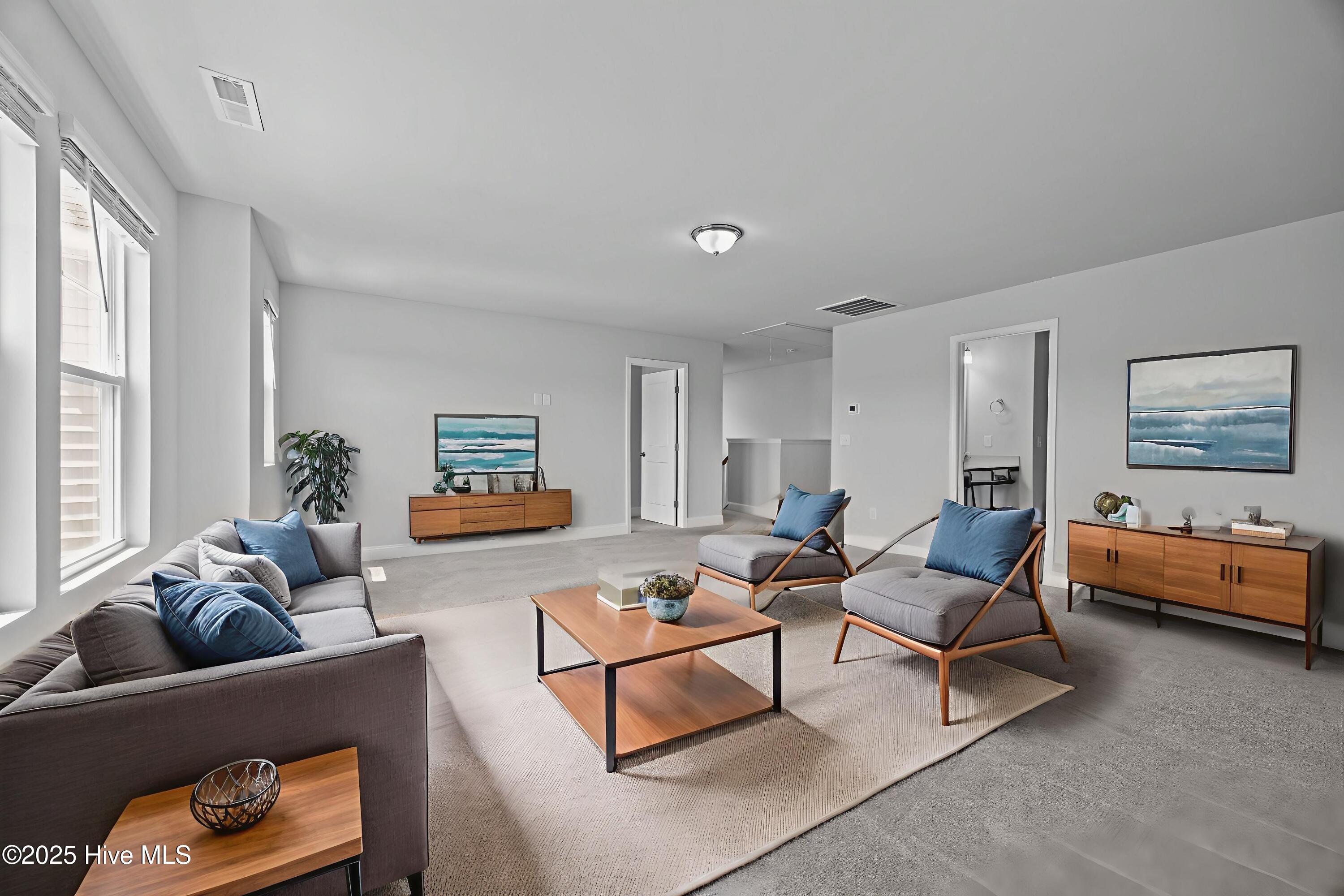 260 E Red Head Circle