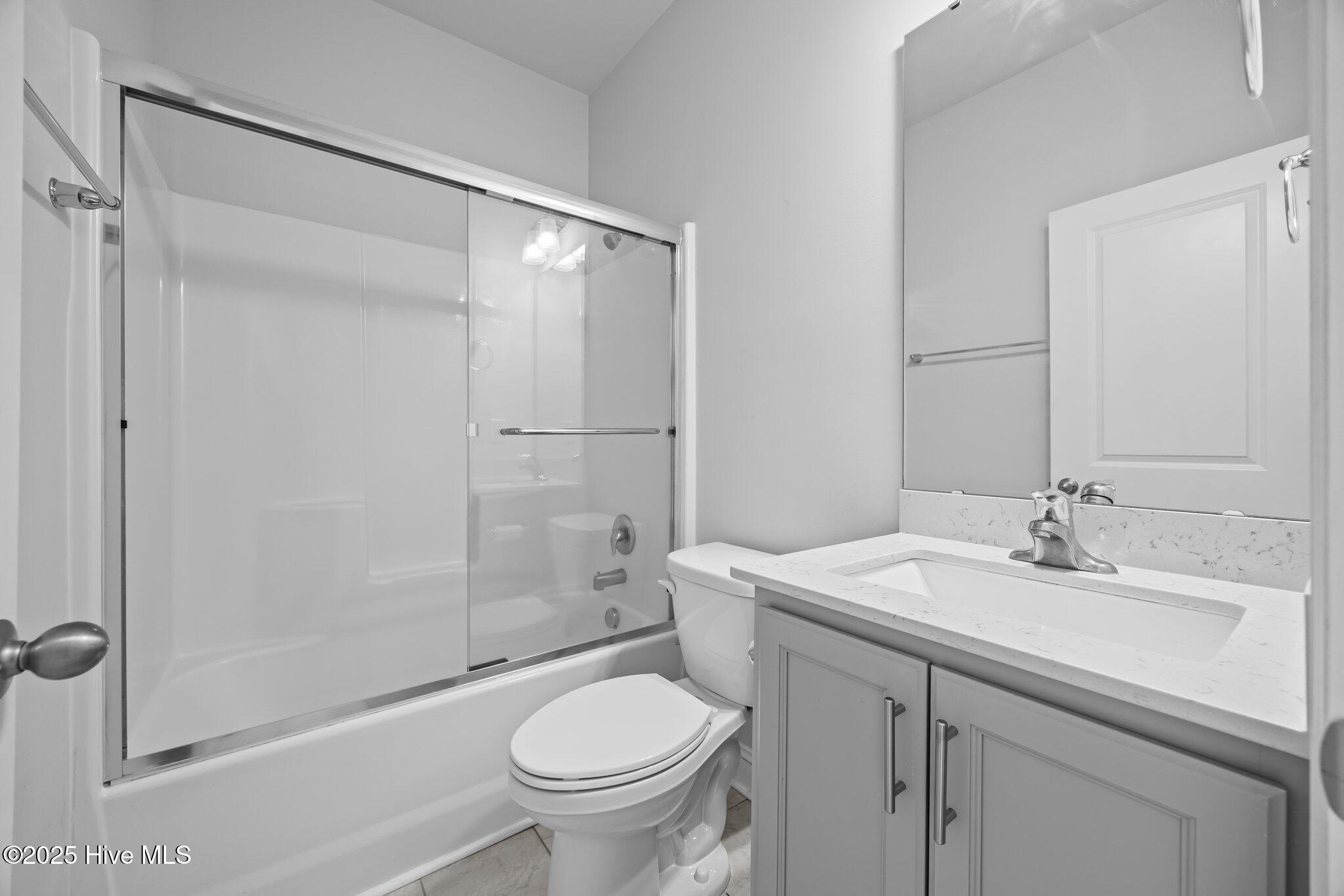 260 E Red Head Circle