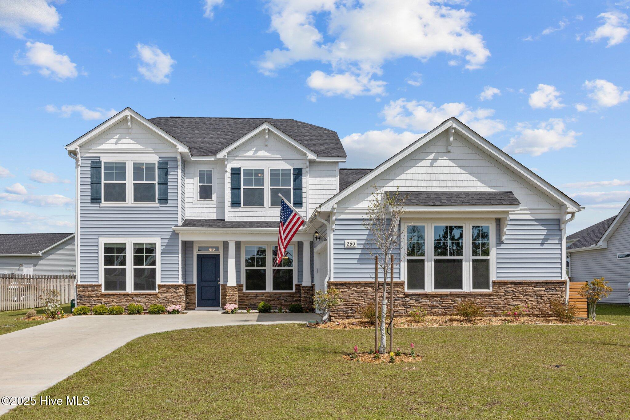 260 E Red Head Circle
