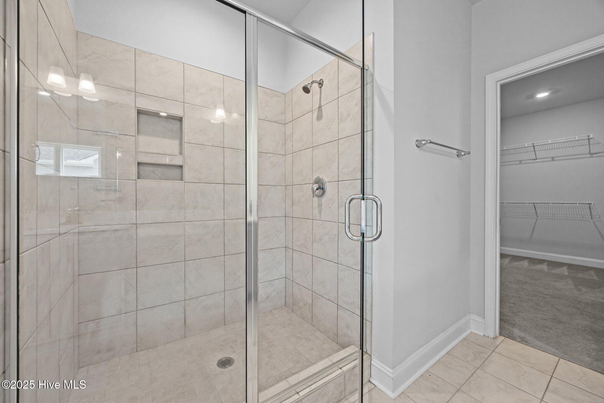 260 E Red Head Circle