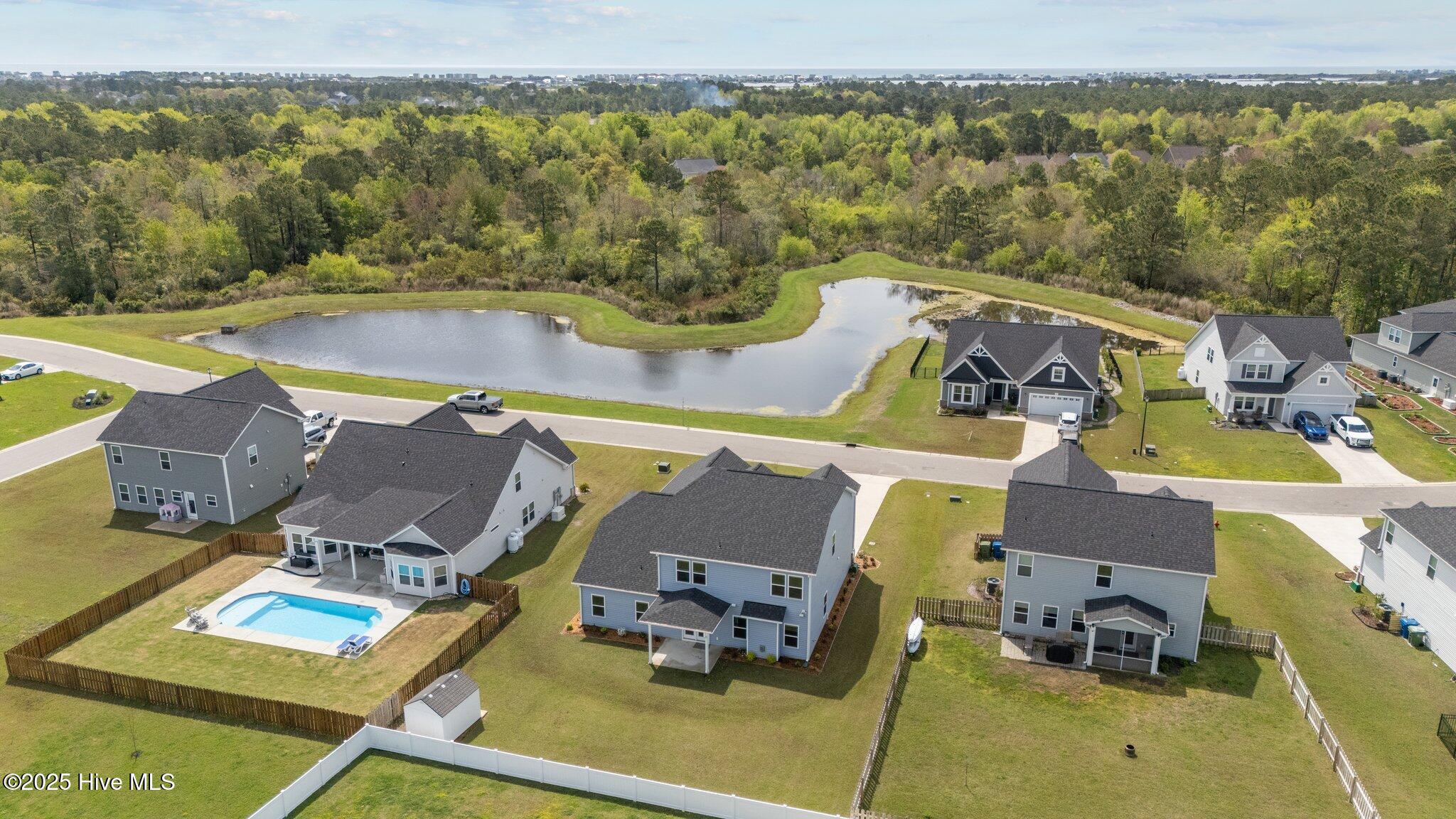 260 E Red Head Circle