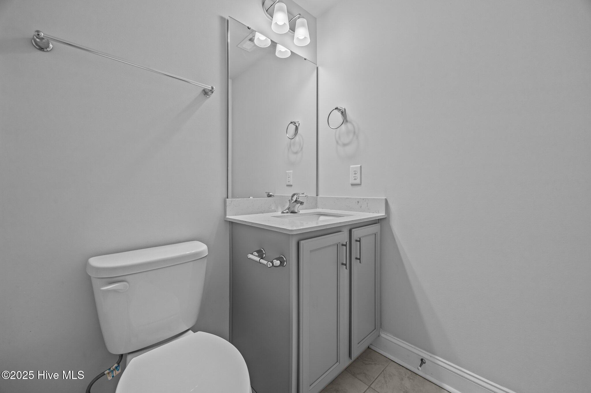 260 E Red Head Circle