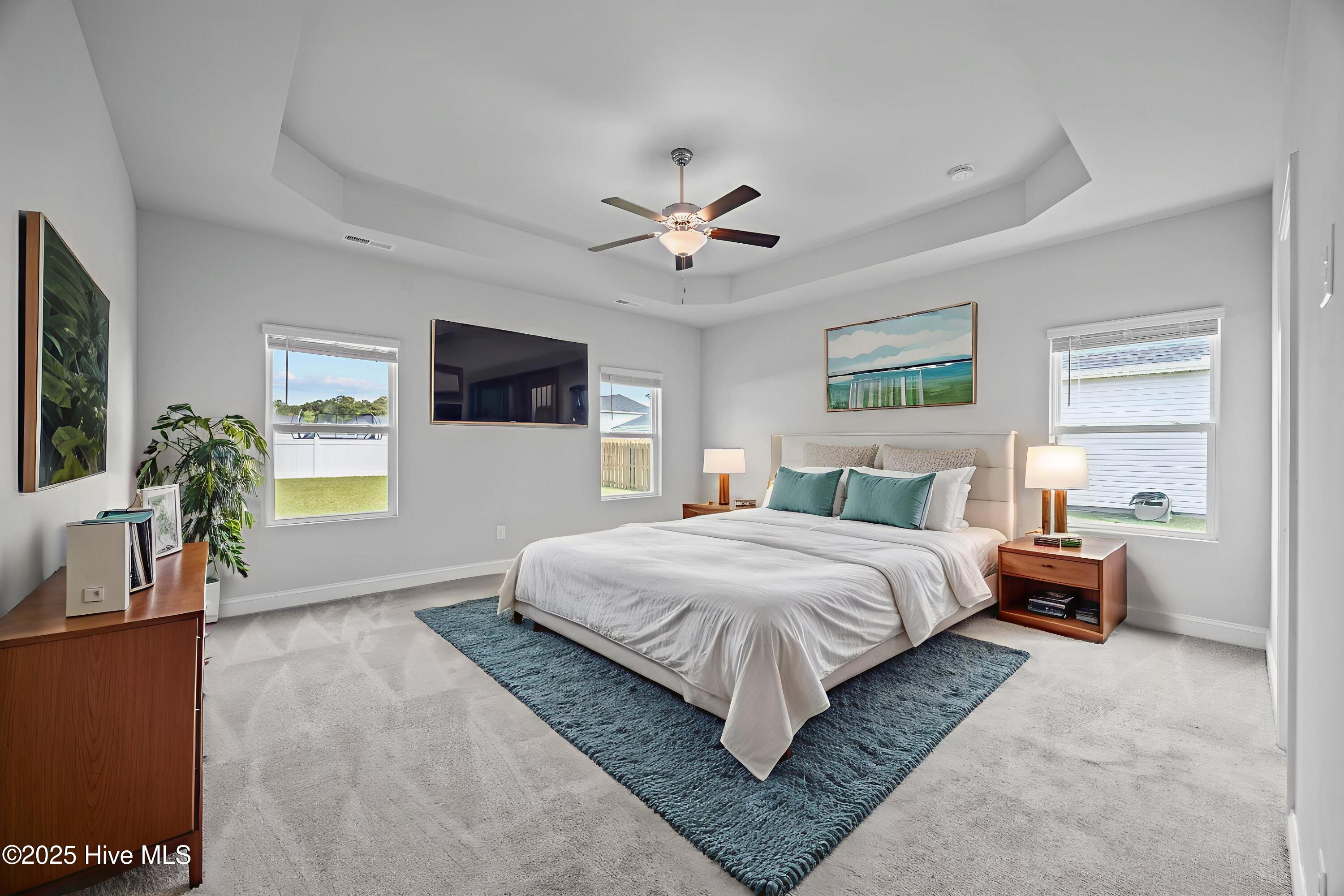 260 E Red Head Circle