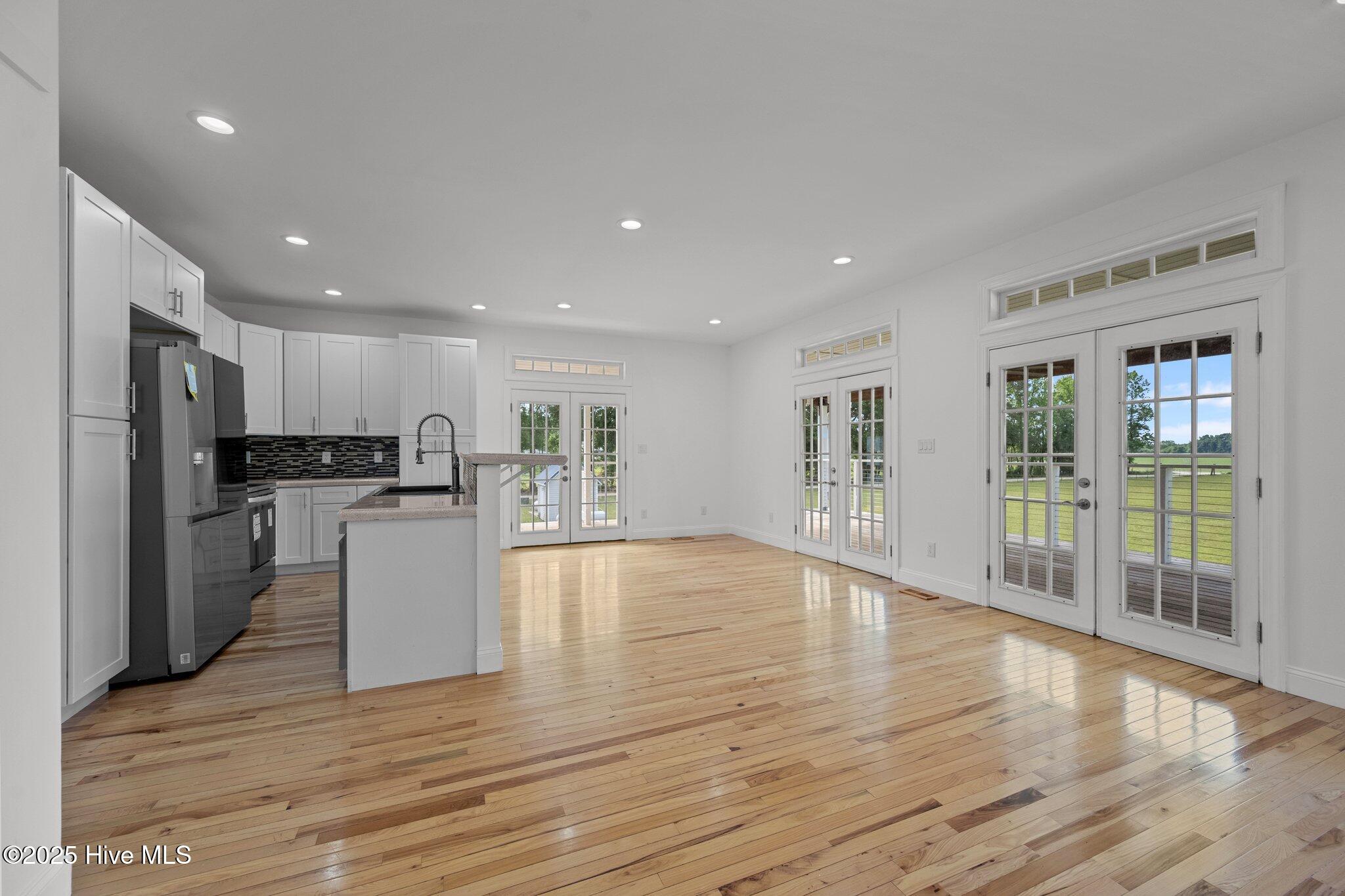 2142 Raccoon Road