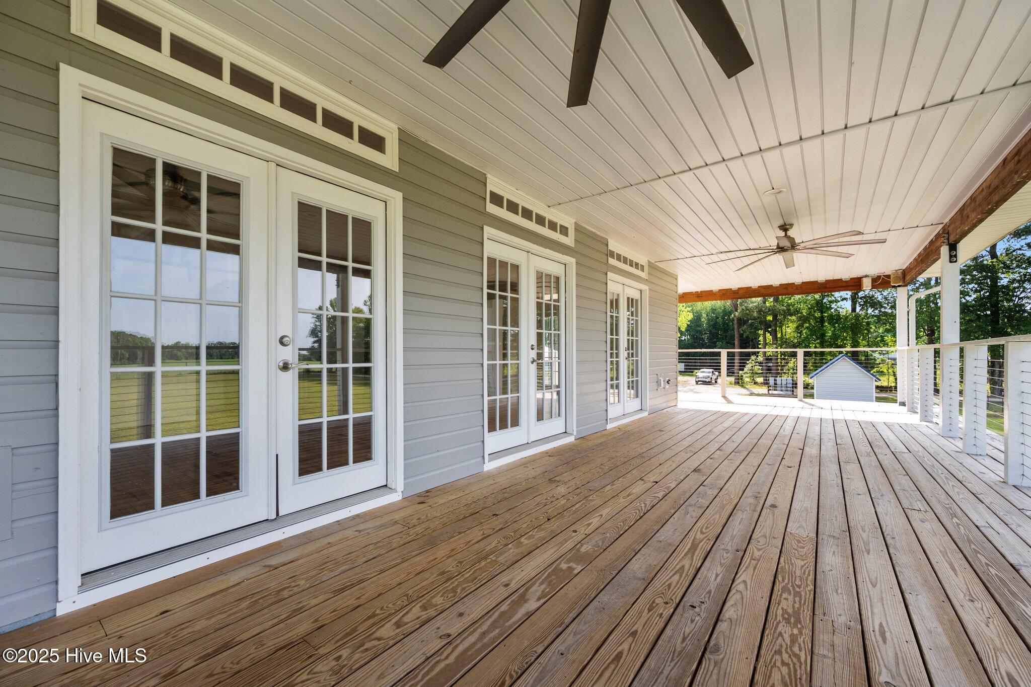 2142 Raccoon Road