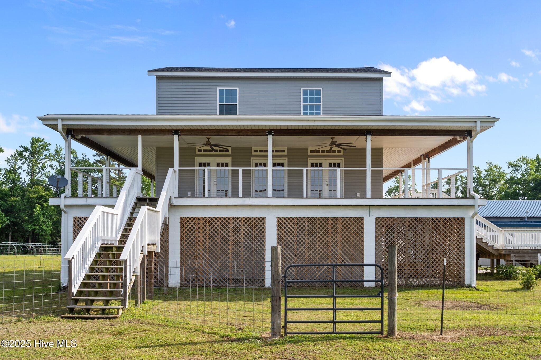 2142 Raccoon Road