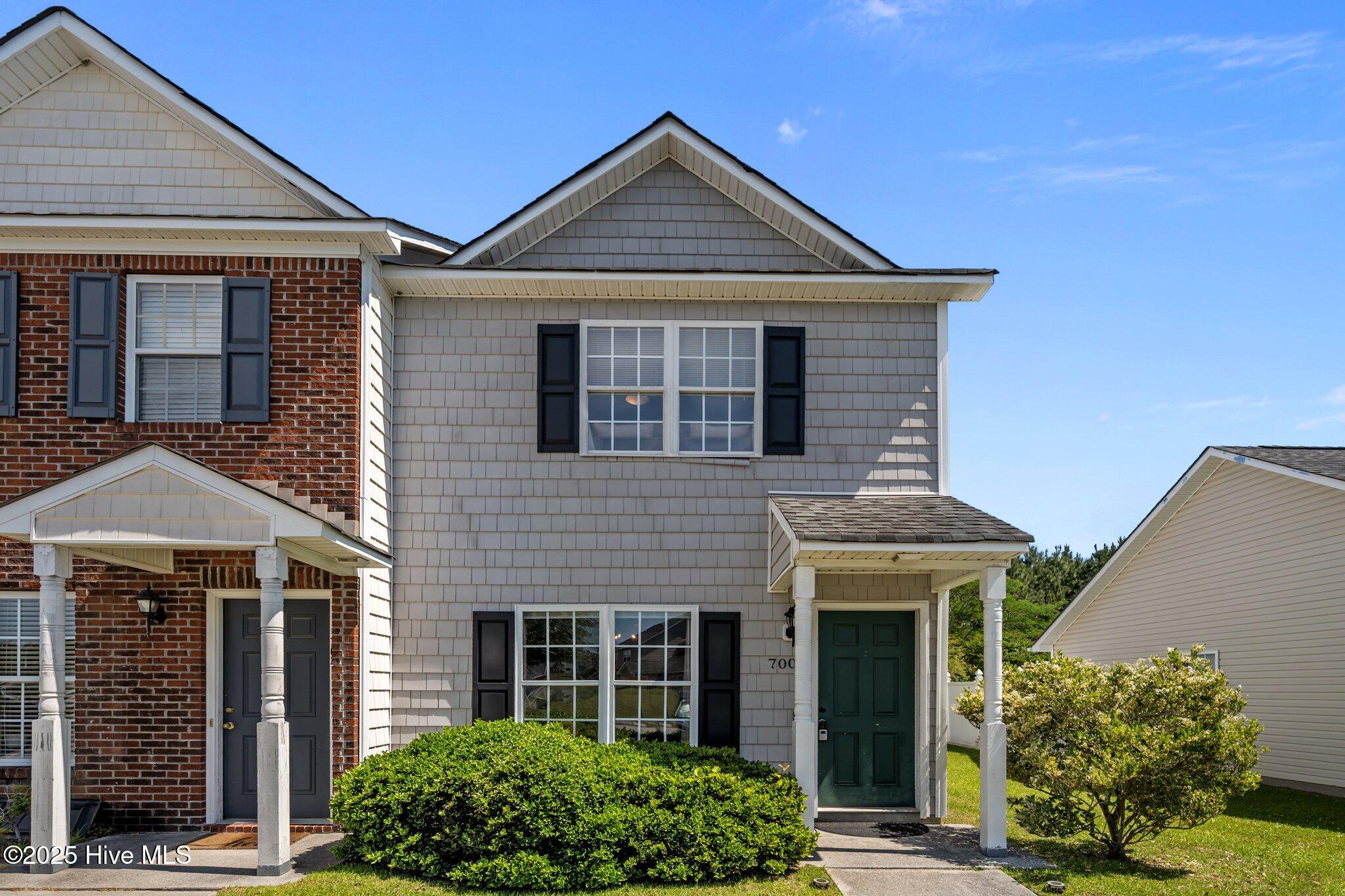 700 Springwood Drive