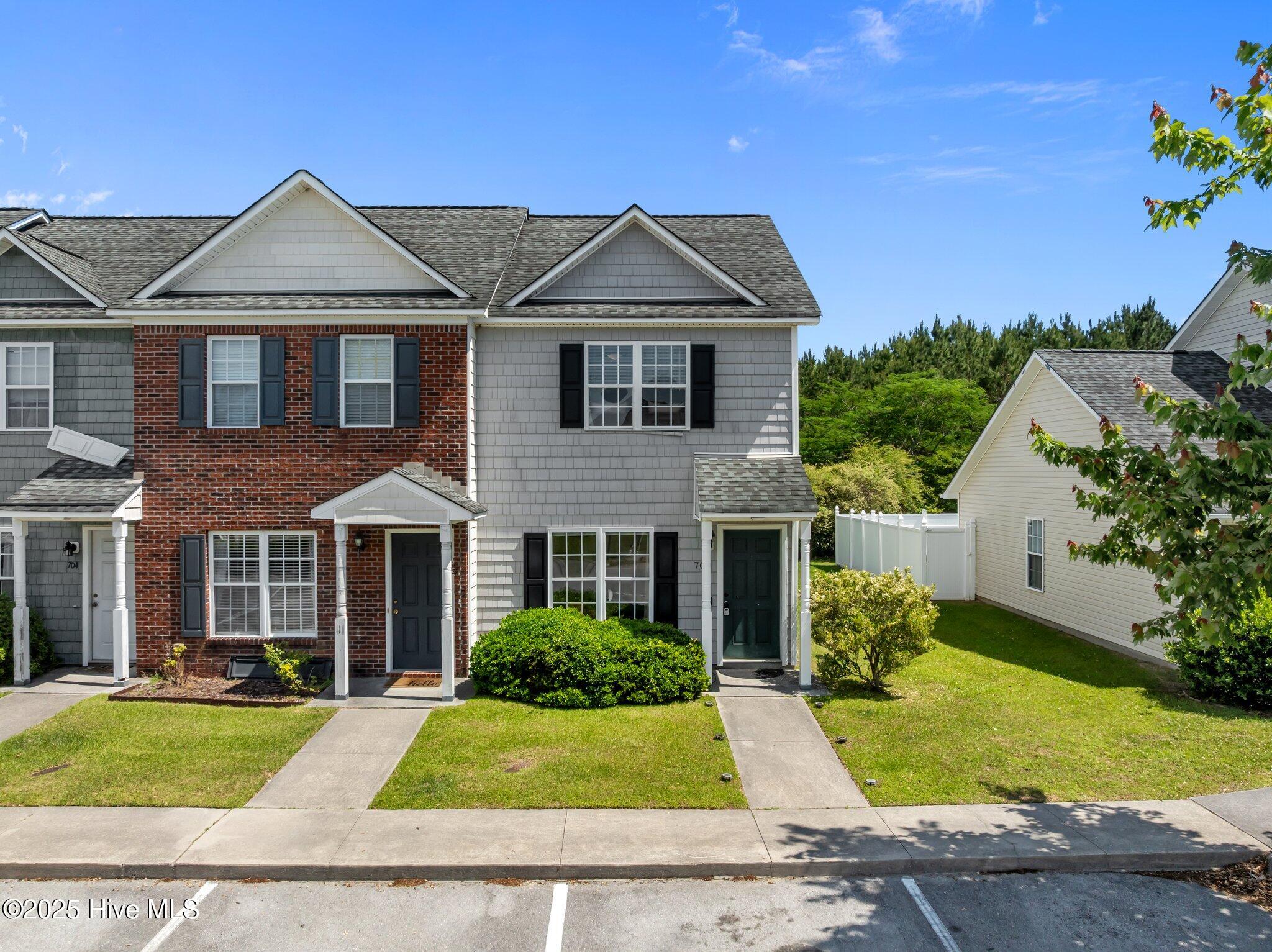 700 Springwood Drive