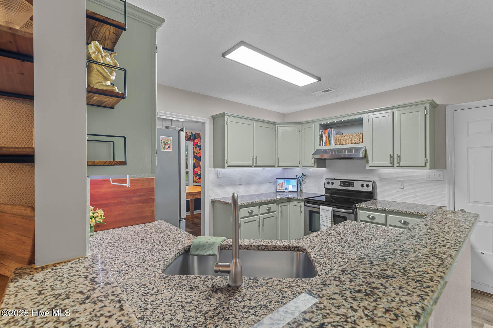 306 Hyatt Circle