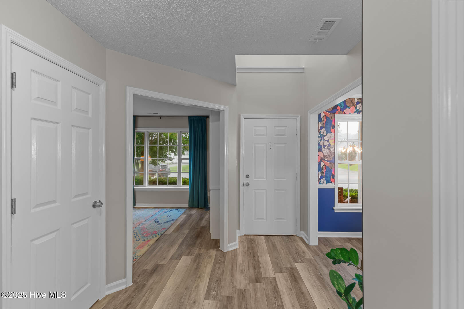 306 Hyatt Circle