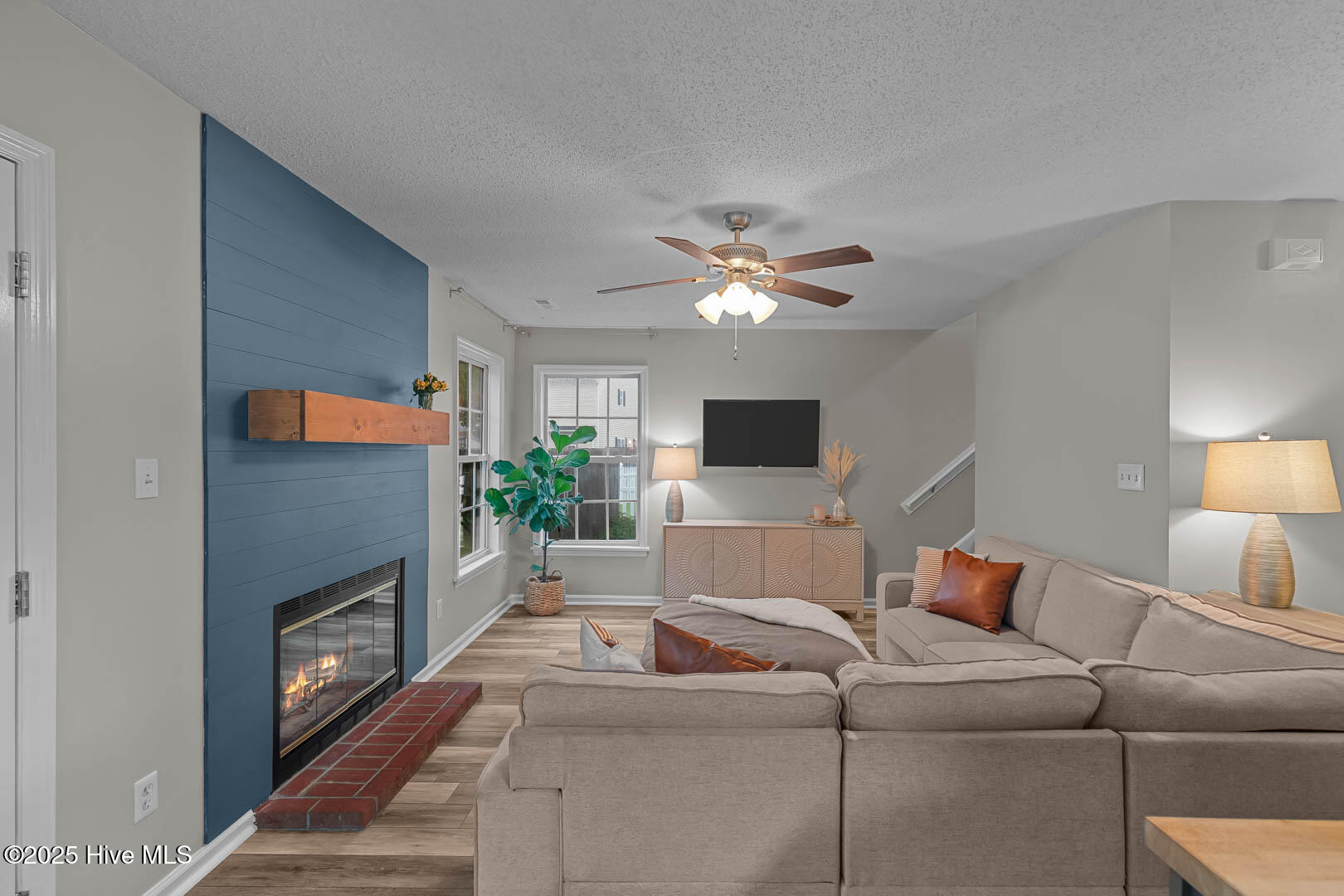 306 Hyatt Circle
