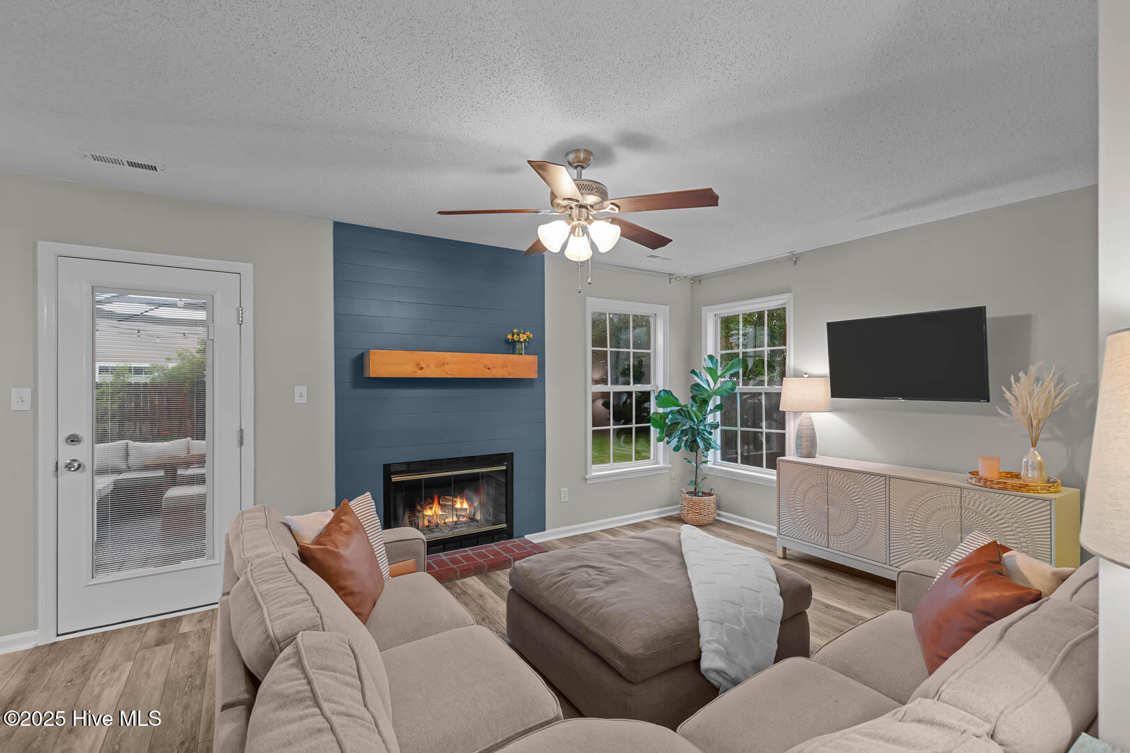 306 Hyatt Circle